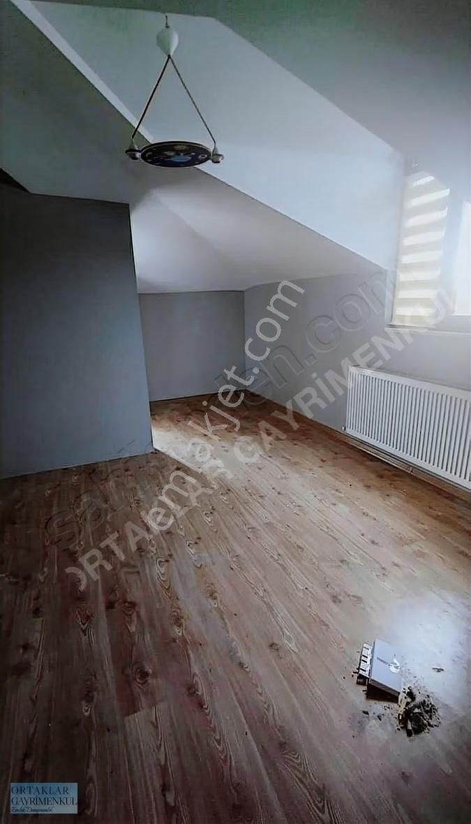 Sancaktepe Atatürk Mahallesi'nde 2+1 Üst Dublex - Görsel 25