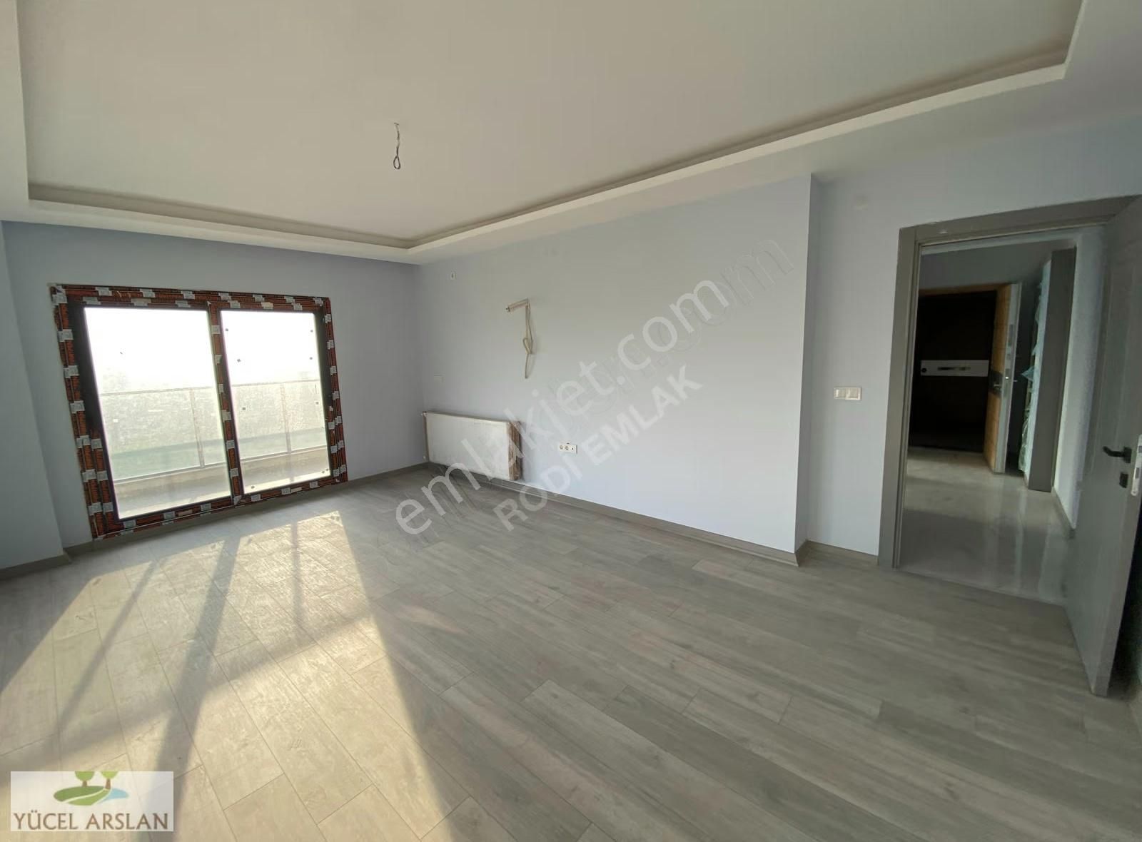 Çiğlide Satılık 3+1 Sıfır Daire Kısmı Takasa Uygun