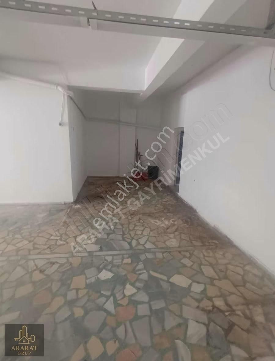 Tuna Mahallesinde Kiralık 120 M2 Atölye & Dükkan - Görsel 6