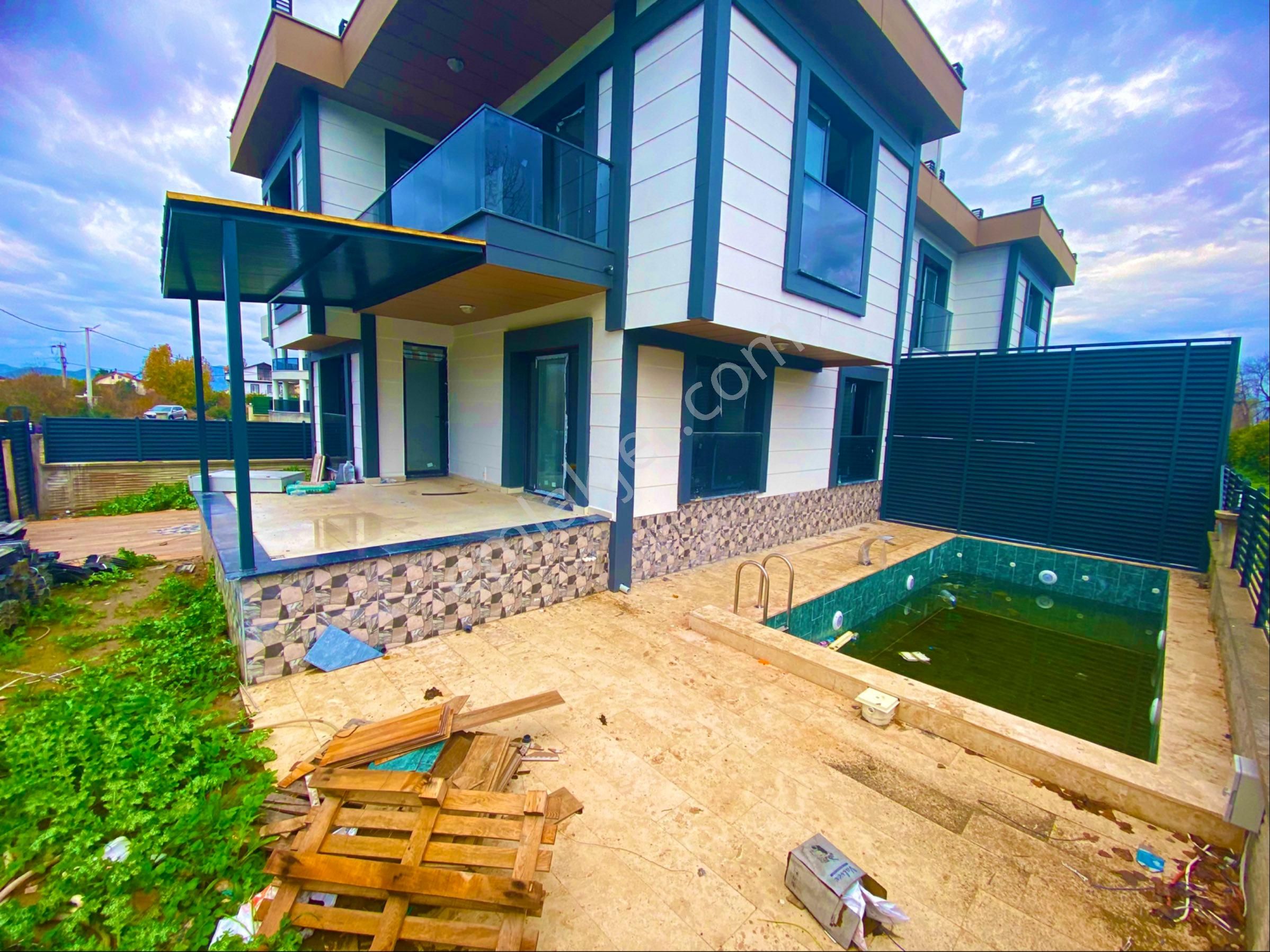 Dalaman Karaçalı Villalar Mevkiinde 4 + 1 Lüks Villa Satışa Sunulmuştur - Görsel 2