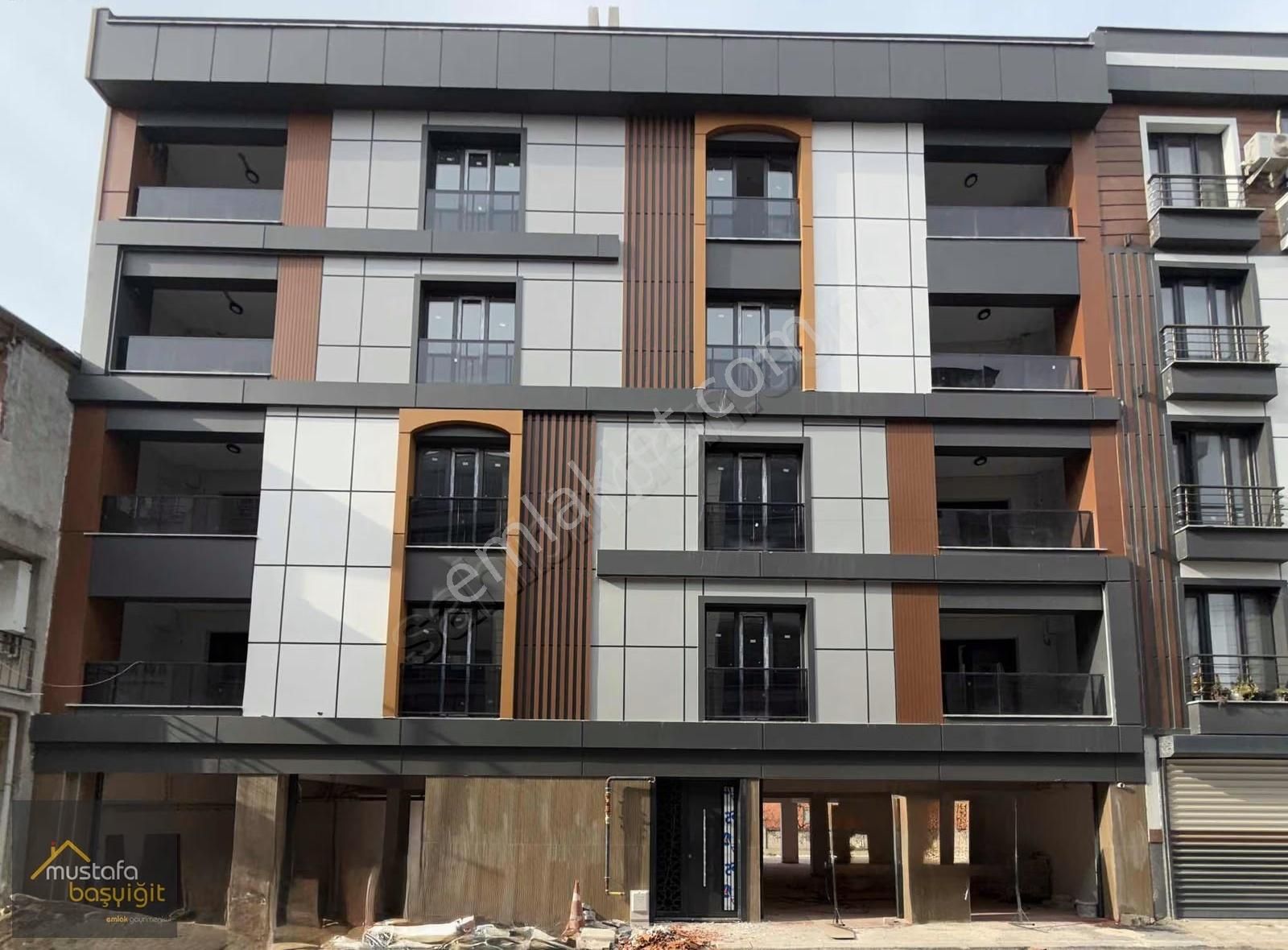 Mustafa Başyığıt Emlaktan Reşatbey Mahallesinde Lüx 3+1