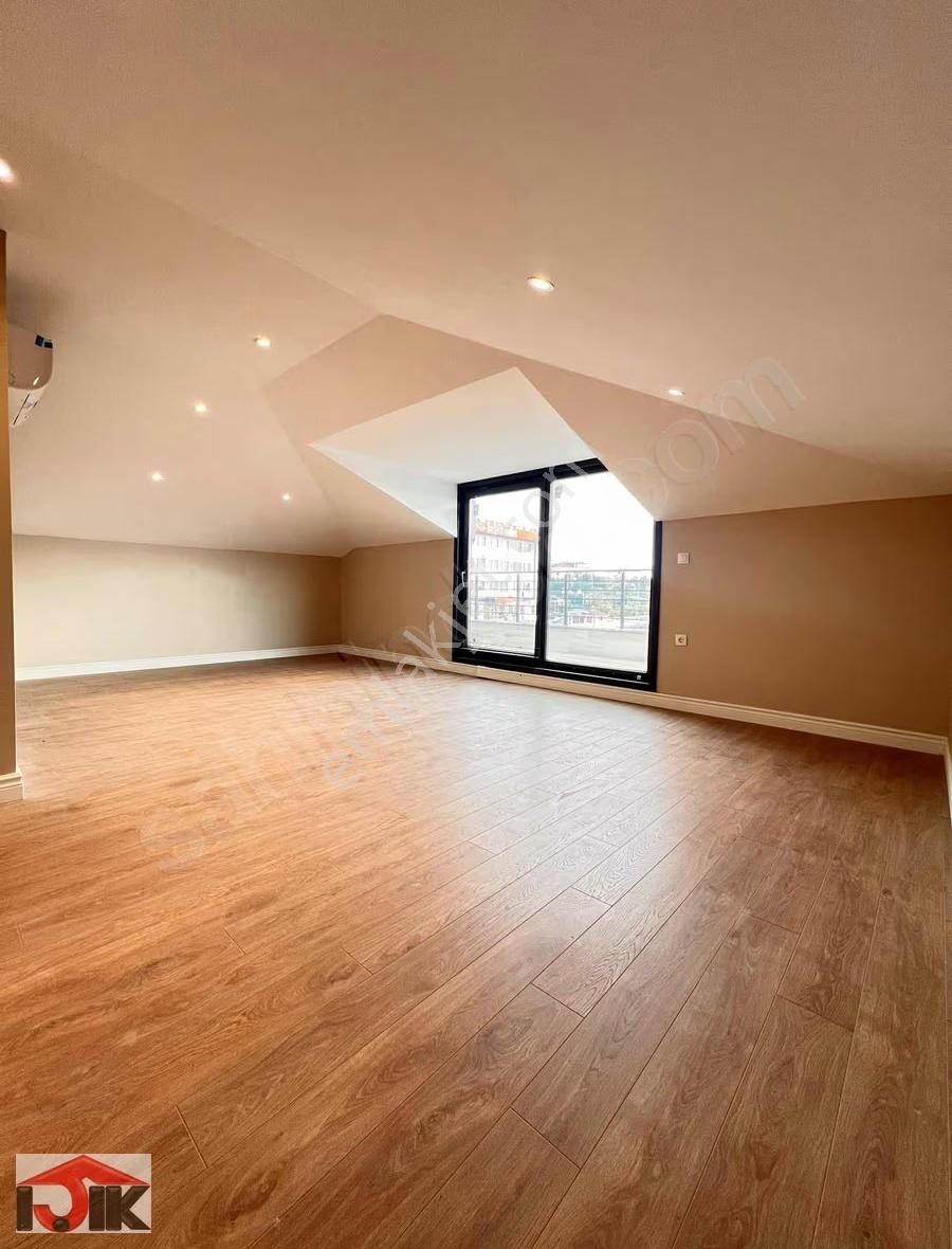 Villalar Bölgesinde Müstakil 380m2 Bahçe - Görsel 11