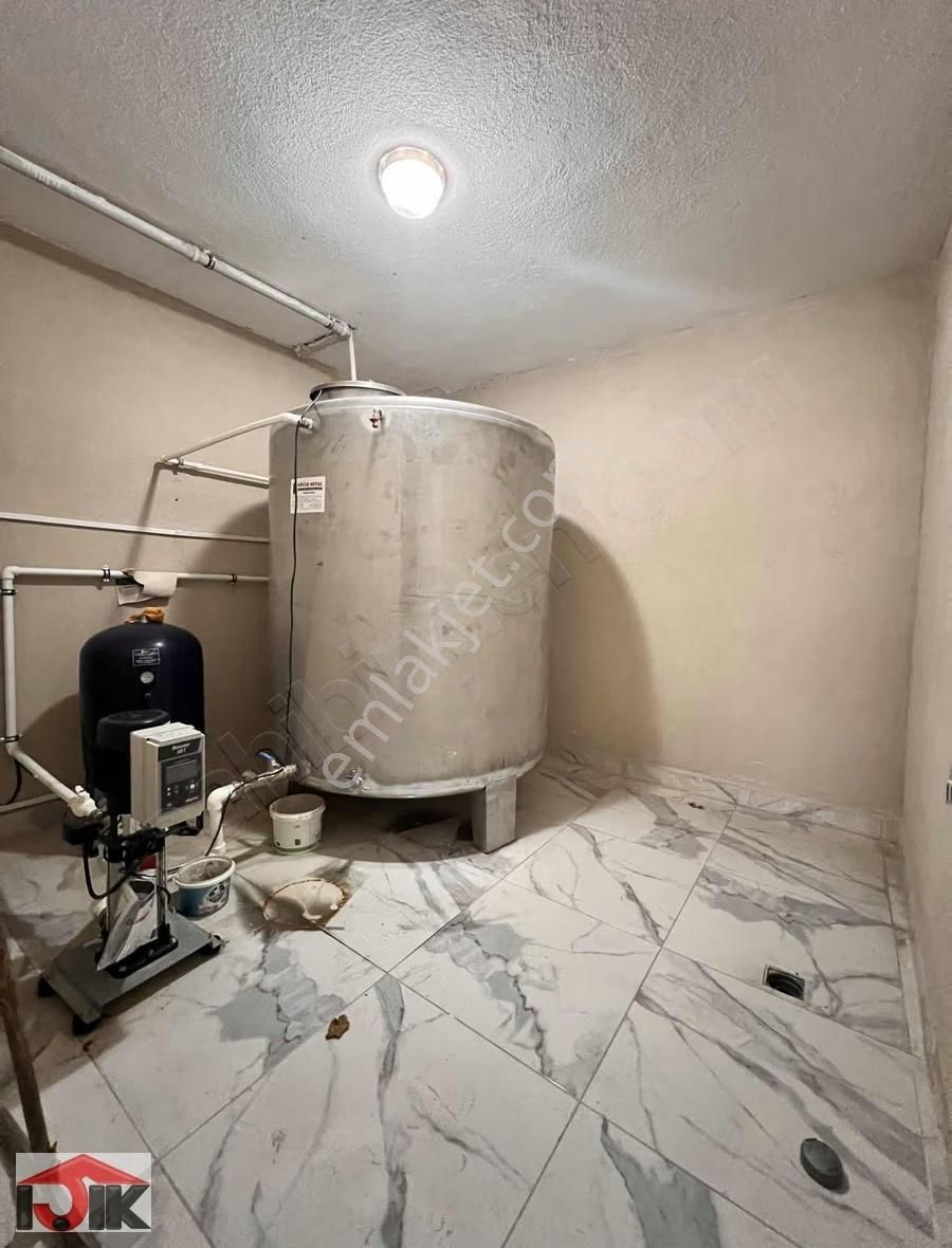 Villalar Bölgesinde Müstakil 380m2 Bahçe - Görsel 25