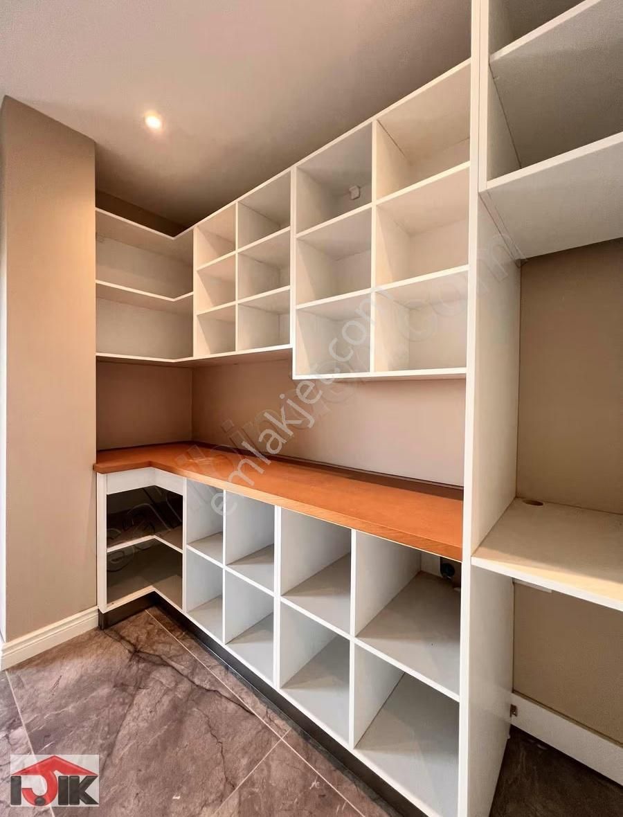 Villalar Bölgesinde Müstakil 380m2 Bahçe - Görsel 22