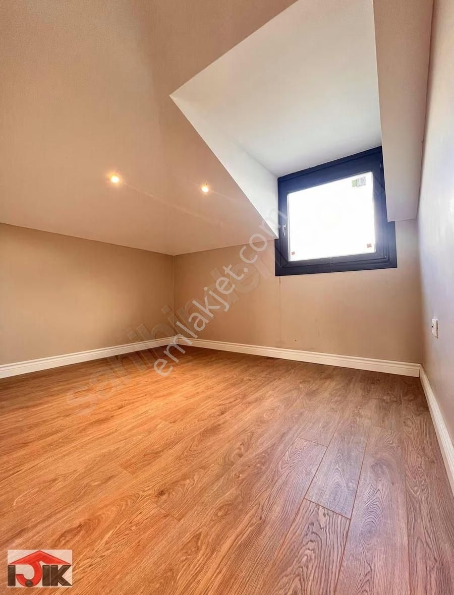 Villalar Bölgesinde Müstakil 380m2 Bahçe - Görsel 21