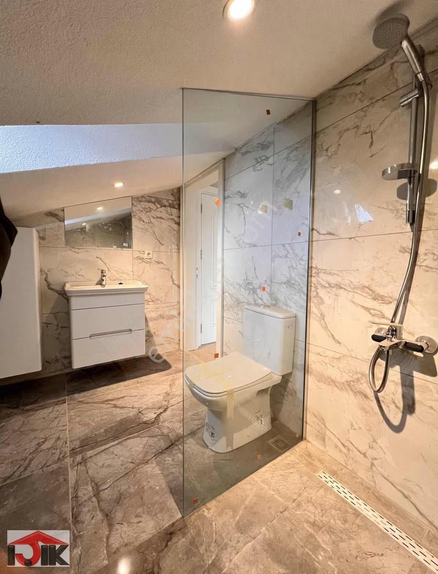 Villalar Bölgesinde Müstakil 380m2 Bahçe - Görsel 24