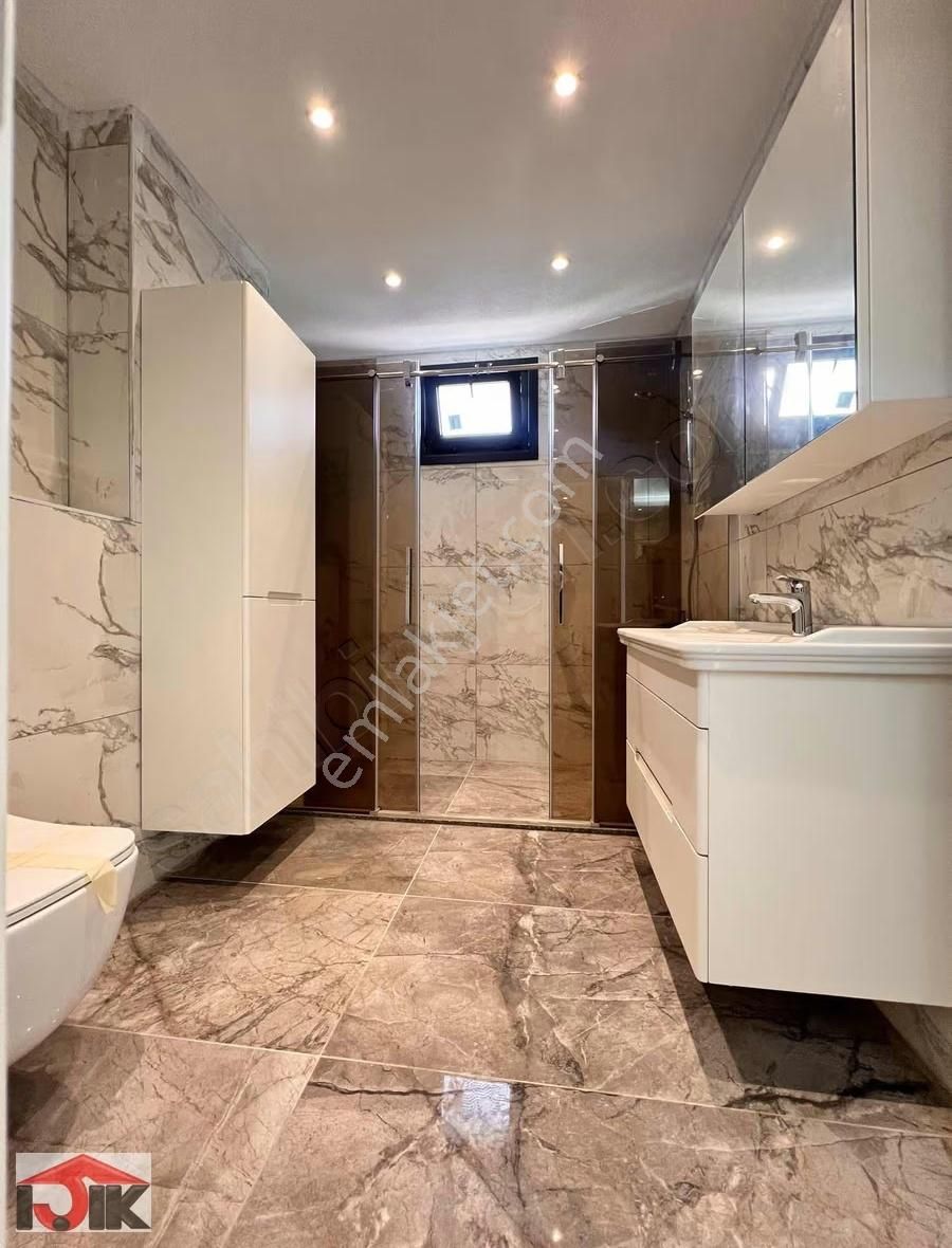 Villalar Bölgesinde Müstakil 380m2 Bahçe - Görsel 8