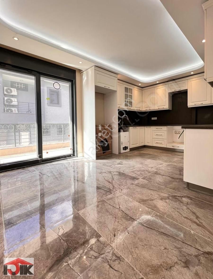 Villalar Bölgesinde Müstakil 380m2 Bahçe - Görsel 14