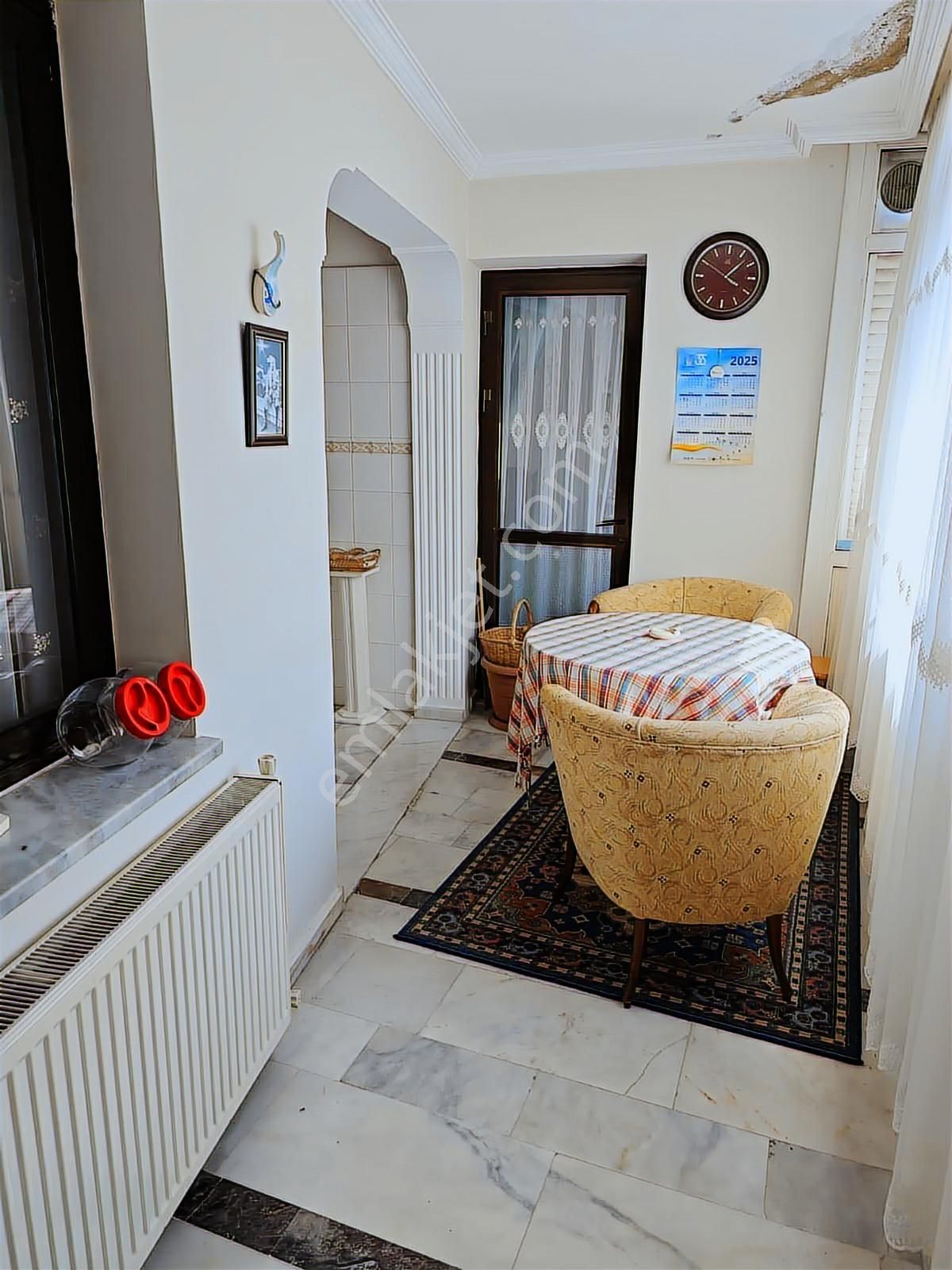 Otoparklı Asansörlü Ebeveyn Banyolu 165 M2 3+1 Eşyalı Daire - Görsel 24