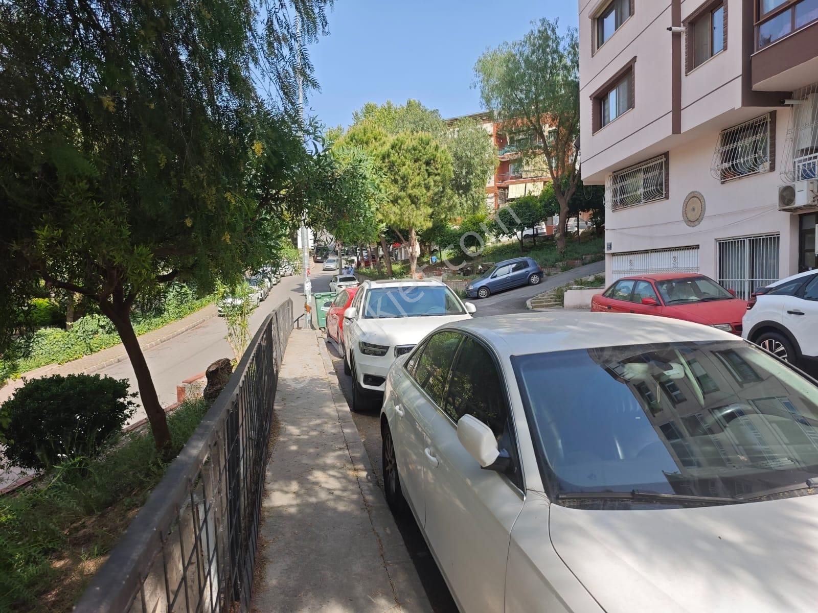 Otoparklı Asansörlü Ebeveyn Banyolu 165 M2 3+1 Eşyalı Daire - Görsel 18