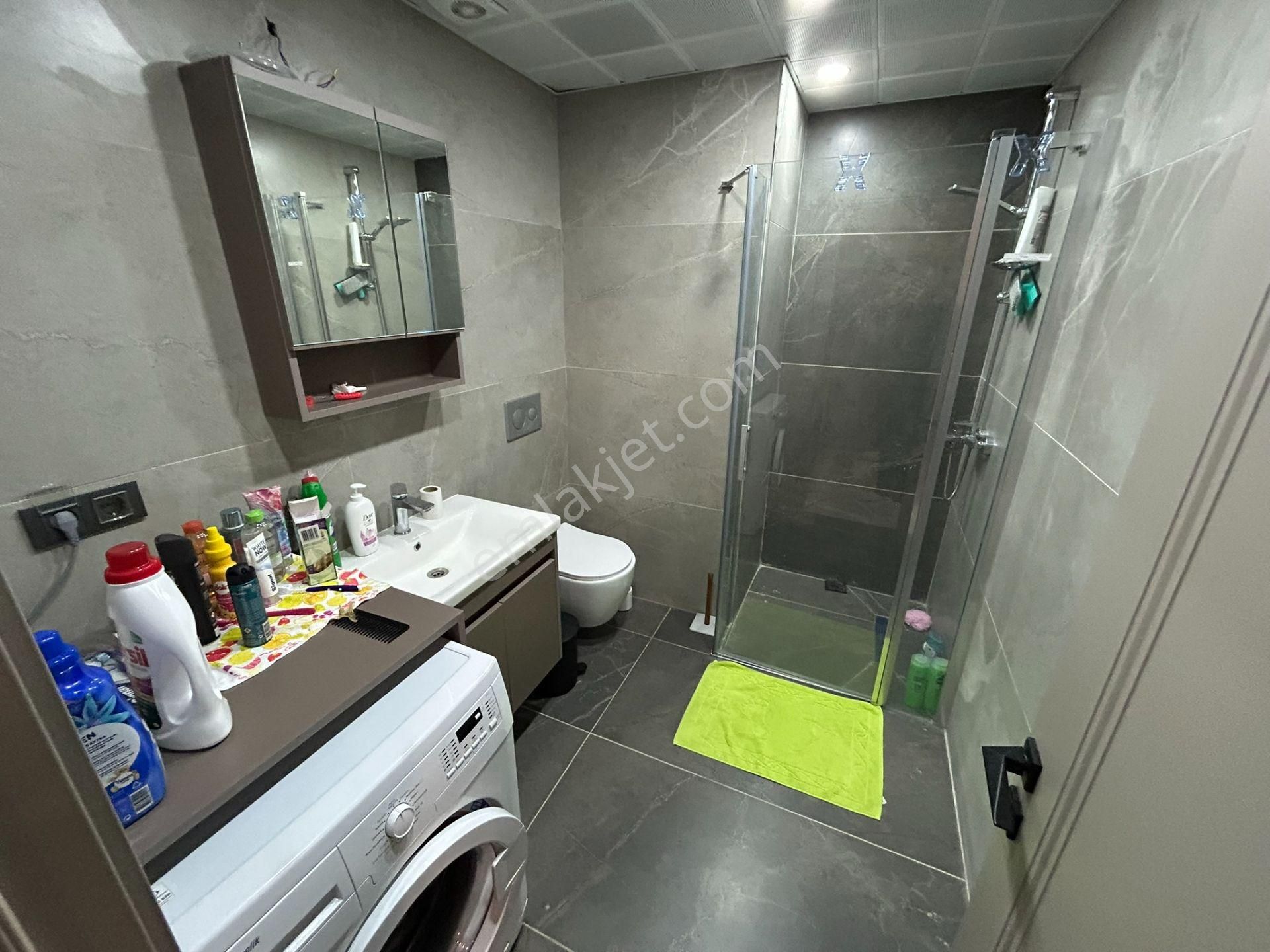 Cd Üzeri, Lüks, Eşyalı, Balkonlu, Klimalı,ara Kat 1+1 Yeni Daire - Görsel 15