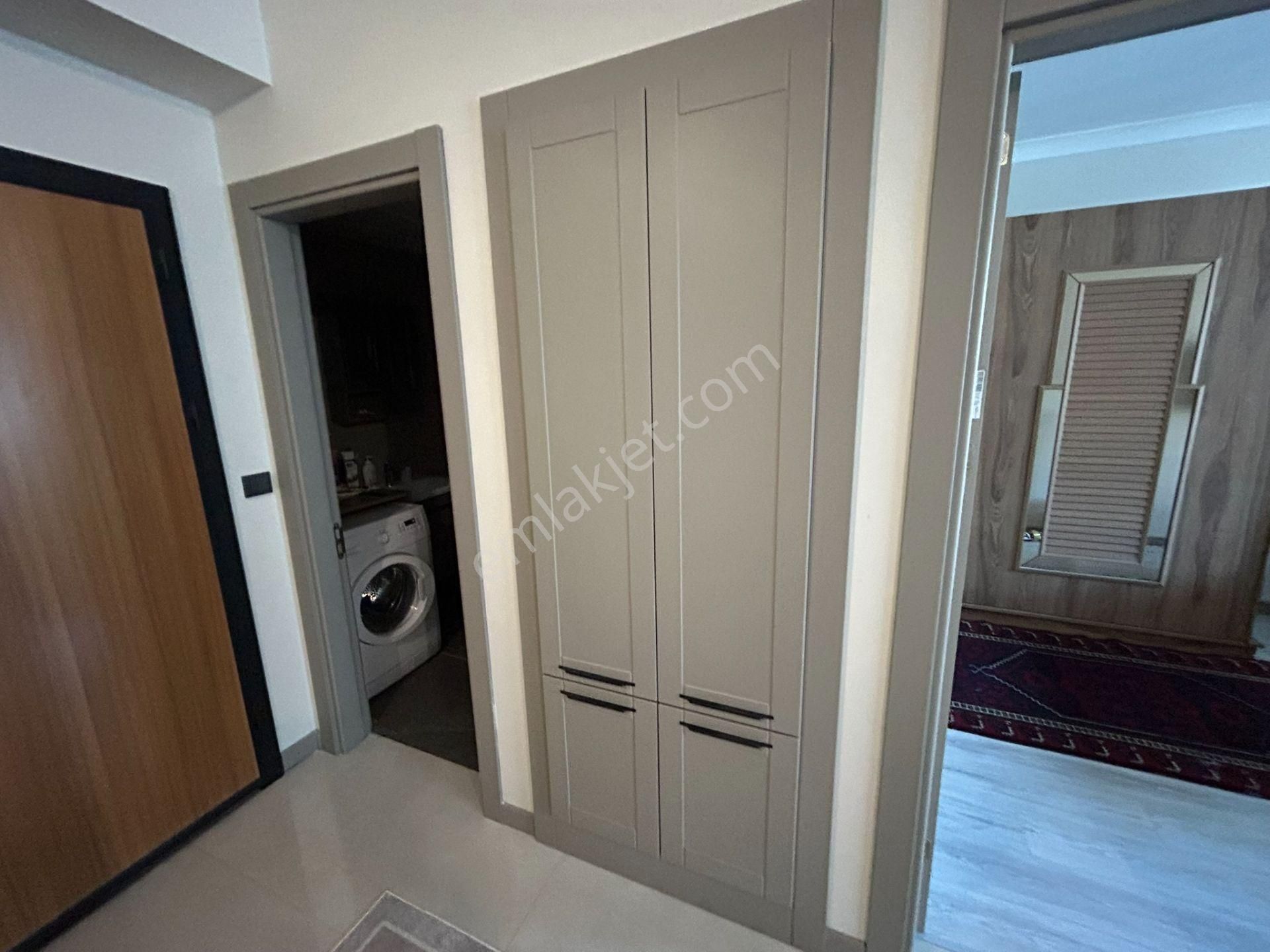 Cd Üzeri, Lüks, Eşyalı, Balkonlu, Klimalı,ara Kat 1+1 Yeni Daire - Görsel 18