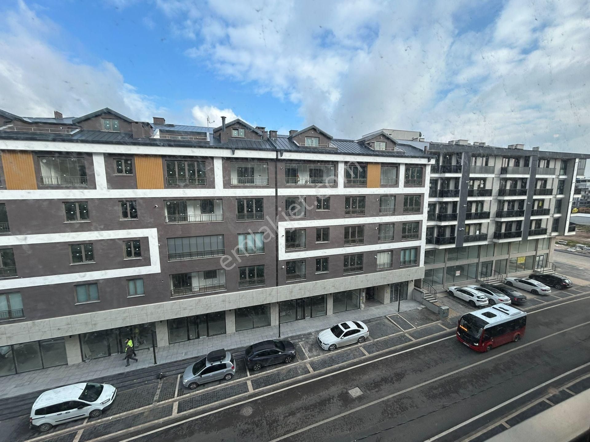 Cd Üzeri, Lüks, Eşyalı, Balkonlu, Klimalı,ara Kat 1+1 Yeni Daire - Görsel 13