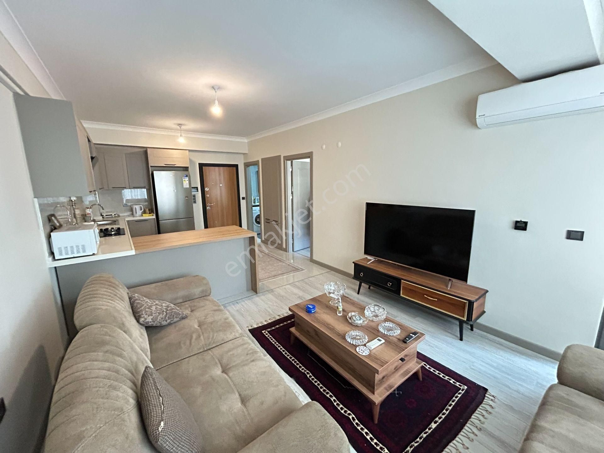 Cd Üzeri, Lüks, Eşyalı, Balkonlu, Klimalı,ara Kat 1+1 Yeni Daire - Görsel 5