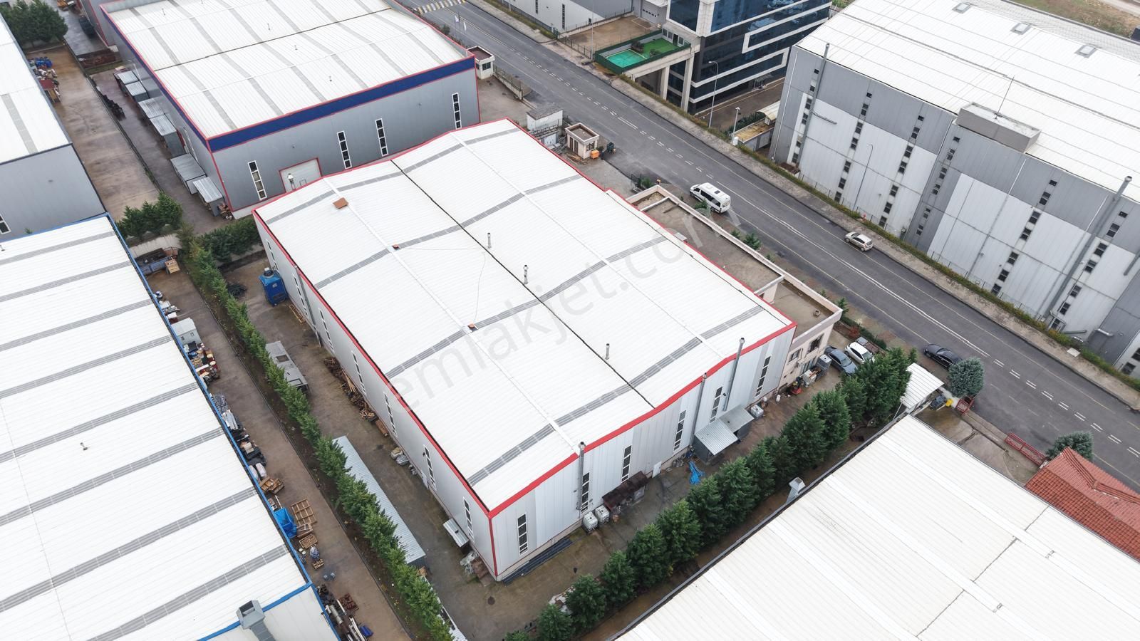 Dilovası İmes Osb'de 2600 M2+2 Adet 5+10 Tonluk Vinçli Fabrika - Görsel 4