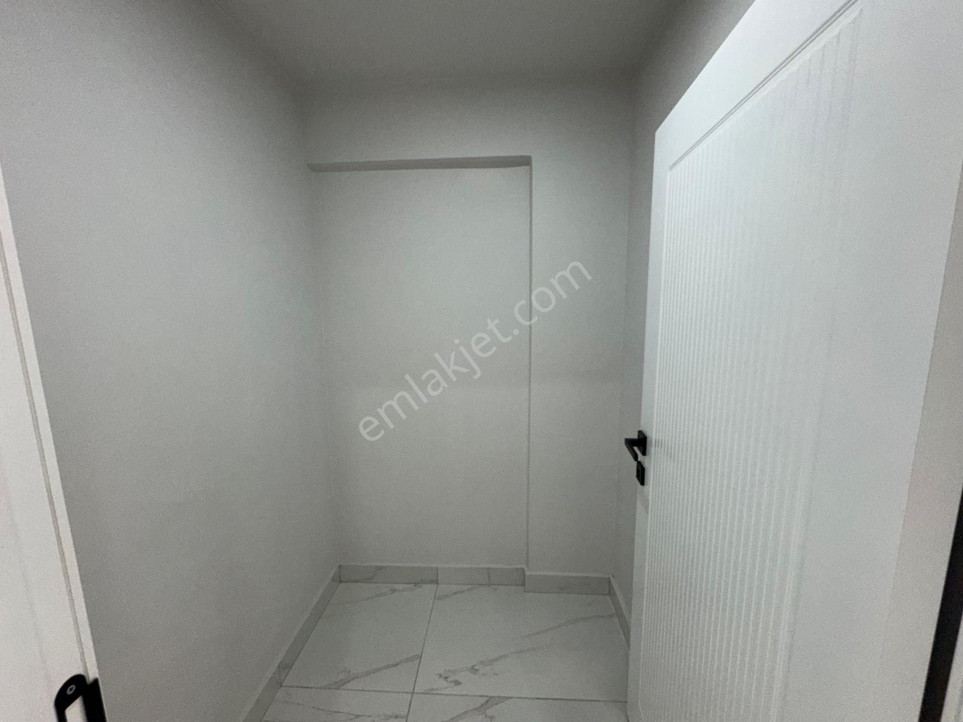 Mareşal Çakmak Mah 3+1 Lux Yapı Arakat Merkezi Lokasyon !!! - Görsel 2