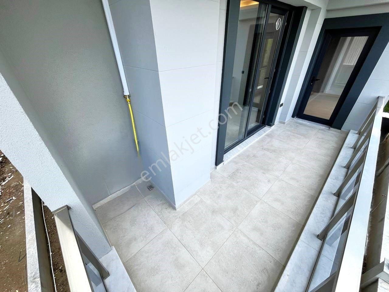 🎀akçay'da Modern Mimari Tasarımı İle Sıfır Ara Kat Ayrı Mutfak Çift Balkon Lüks 2+1 Satılık Daire🎀 - Görsel 8