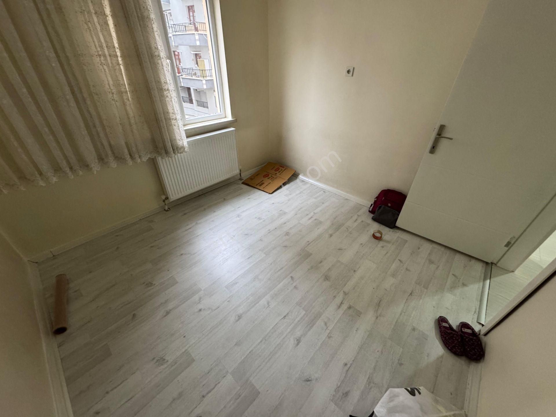 Akşemsettin'de 3+1 Full Yapılı 1.arakat Merkezi Konumda Ön Cephe - Görsel 30