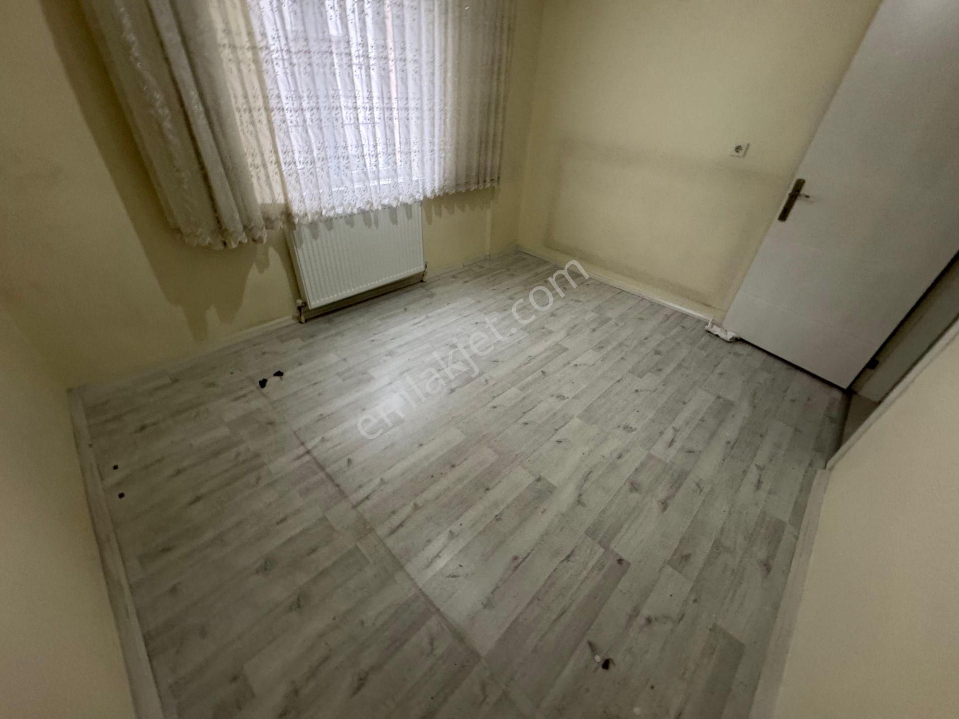 Akşemsettin'de 3+1 Full Yapılı 1.arakat Merkezi Konumda Ön Cephe - Görsel 26