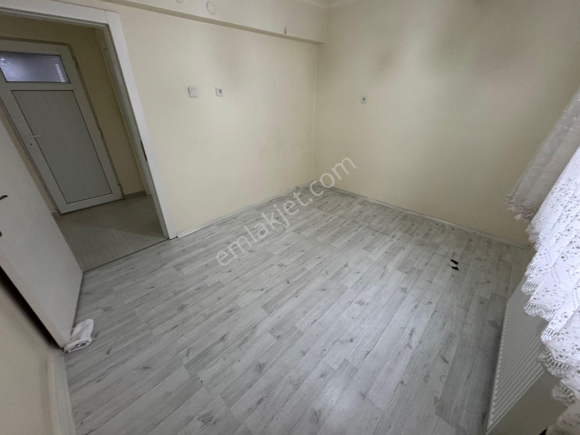 Akşemsettin'de 3+1 Full Yapılı 1.arakat Merkezi Konumda Ön Cephe - Görsel 21