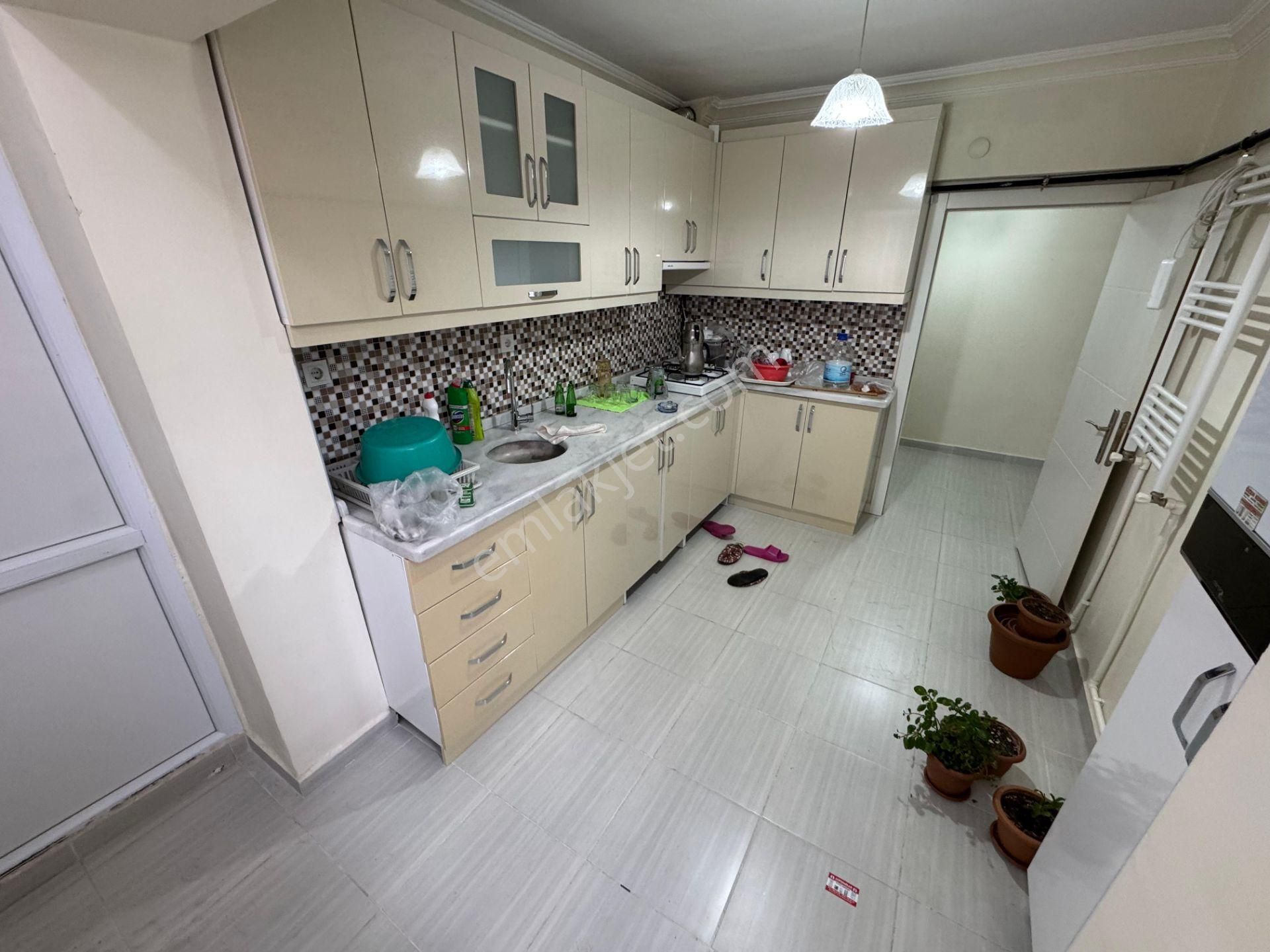 Akşemsettin'de 3+1 Full Yapılı 1.arakat Merkezi Konumda Ön Cephe - Görsel 7