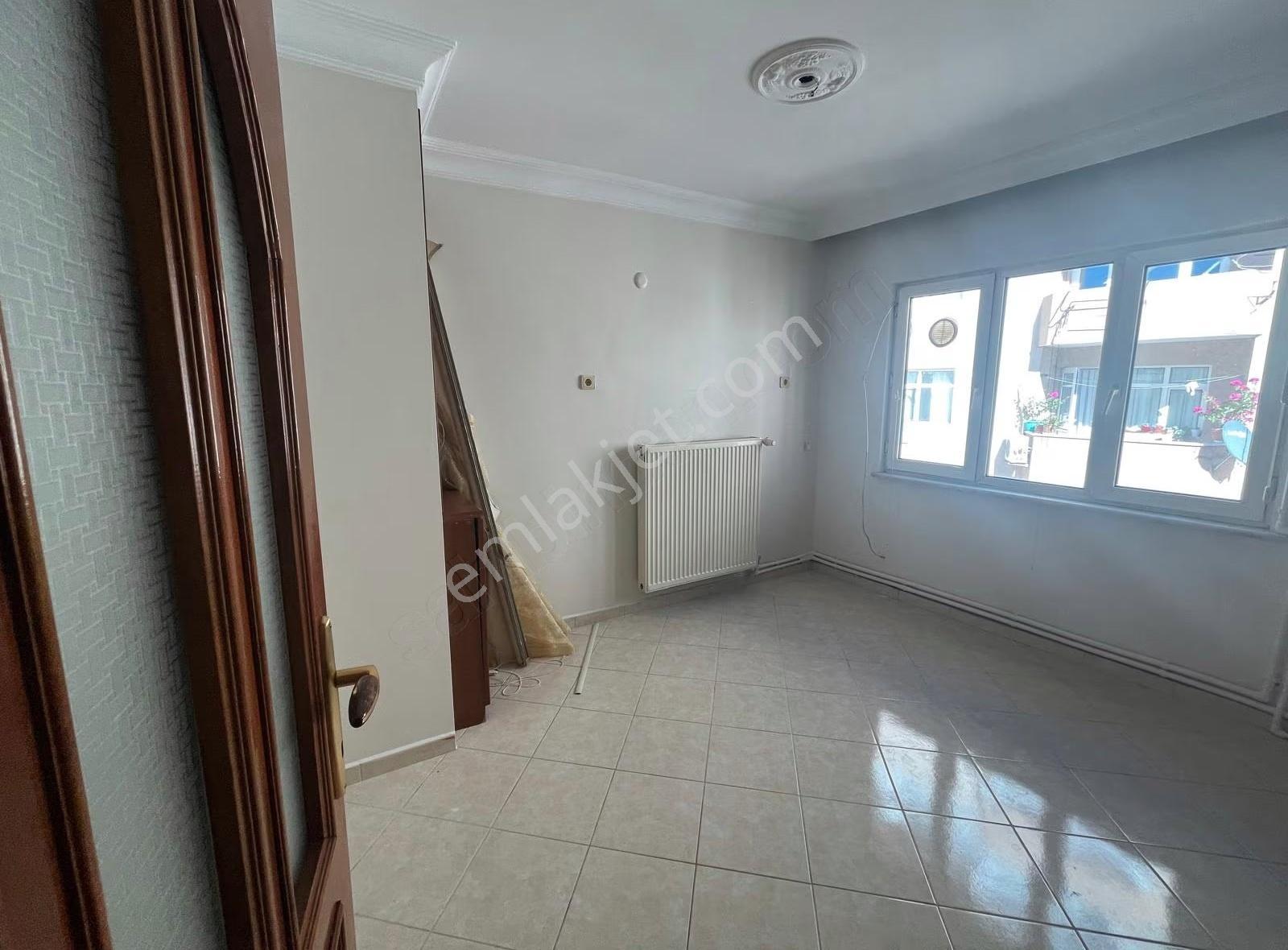 Öner Güneri'den Panoramik Deniz Manzaralı Satılık Büyük 2+1 - Görsel 12