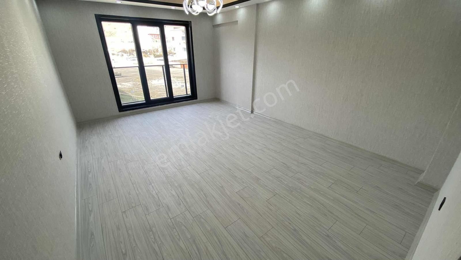 Sıfır Bina Yerden Isıtma Arakat Ultra Lüx Yapılı 3+1 Satılık - Görsel 15