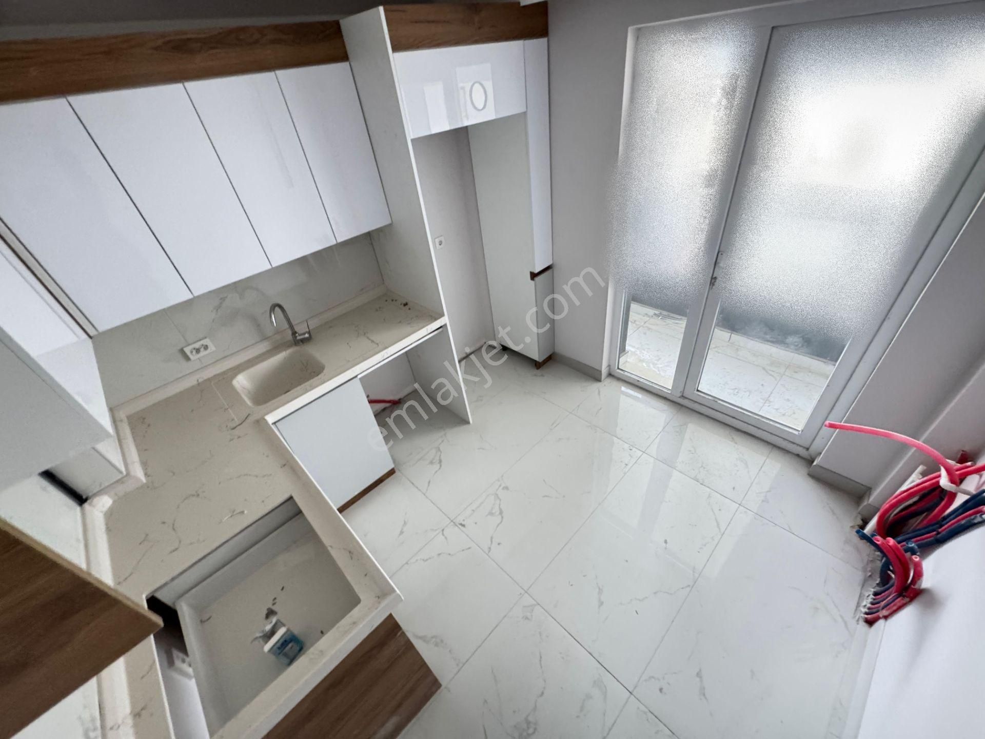 Mustafa Kemal'de Yüksek Giriş E.banyolu Giyinme Odalı Satılık 3+1 Daire - Görsel 5