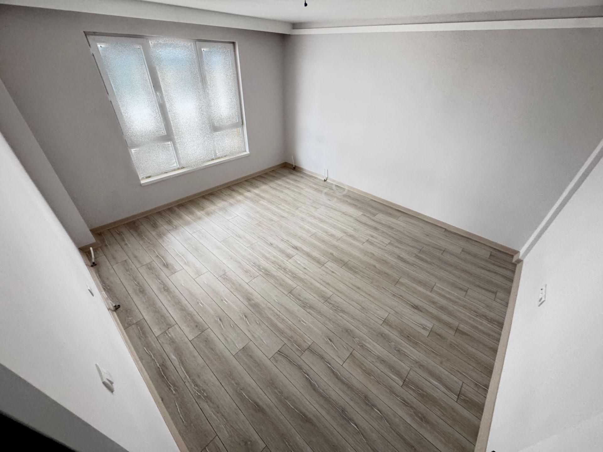 Mustafa Kemal'de Yüksek Giriş E.banyolu Giyinme Odalı Satılık 3+1 Daire - Görsel 9