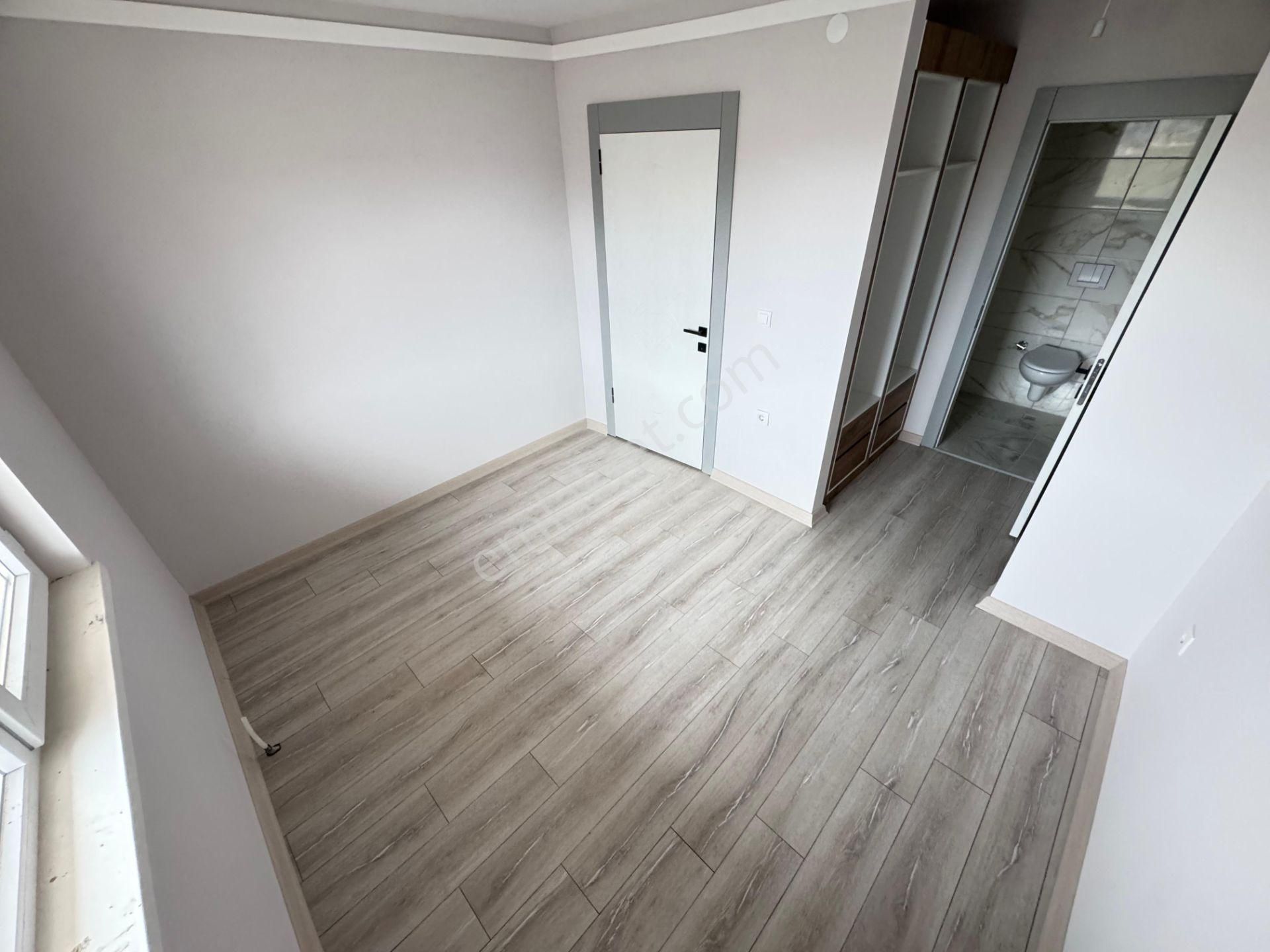 Mustafa Kemal'de Yüksek Giriş E.banyolu Giyinme Odalı Satılık 3+1 Daire - Görsel 14