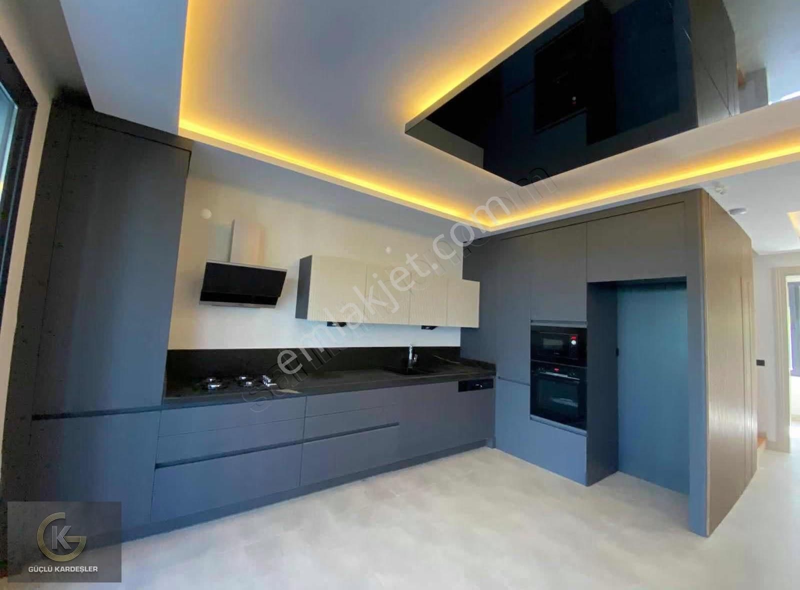 Güçlü Kardeşler Denize Sıfır Konumda 5+2 Müstakil Villa - Görsel 29