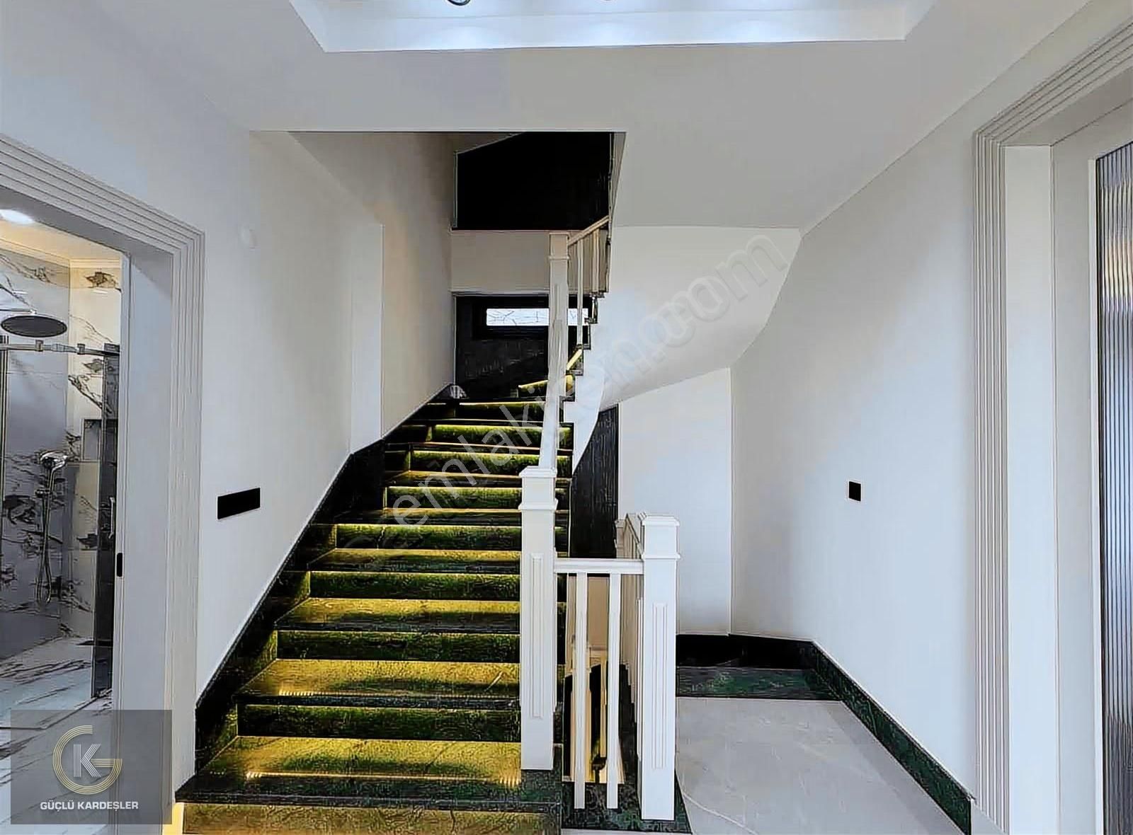 Güçlü Kardeşler Körfezin Yeni Gözdelerinden Ultra Lüks Villa - Görsel 27