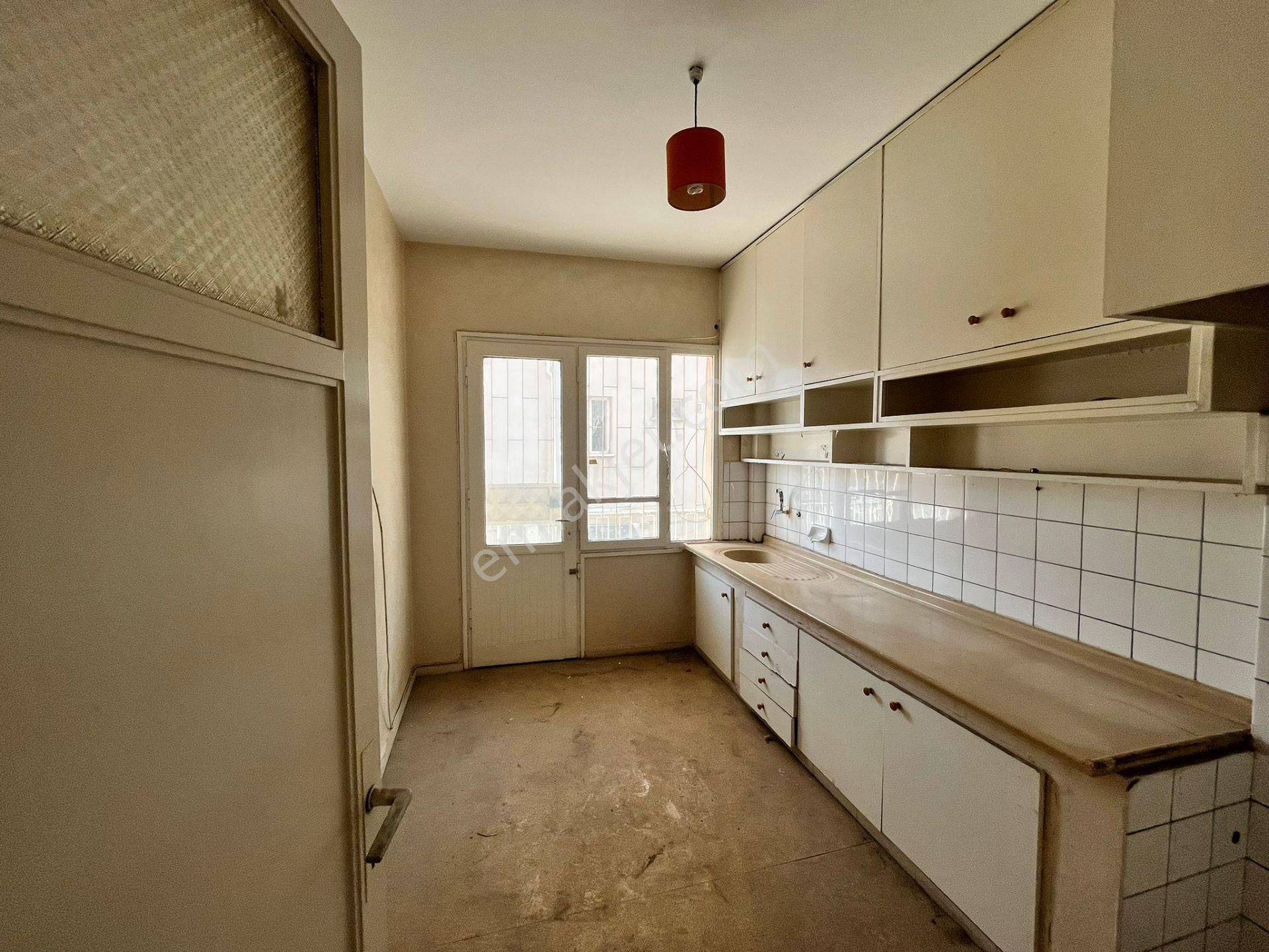 Zorlu Gayrimenkul'den Reşatbey'de 3+1 Kiralık İşyeri - Görsel 15