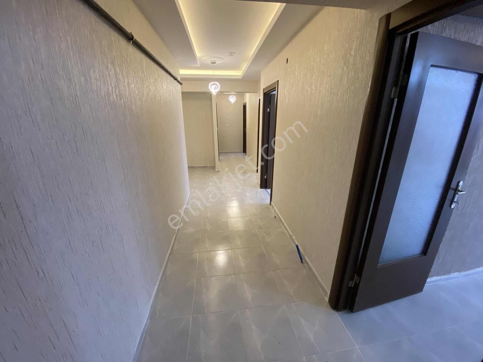 Okul Karşısı Oturulmamış Yeni Binada Yapılı 3+1 Satılık Daire - Görsel 12