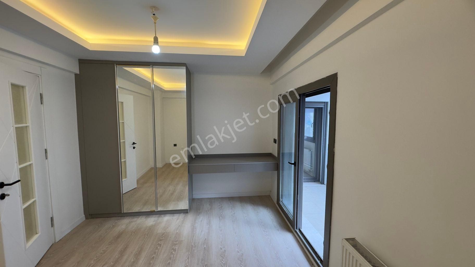 Msg'den Karantina Meydanı Yakını 3,5+1 Dublex Daire - Görsel 13