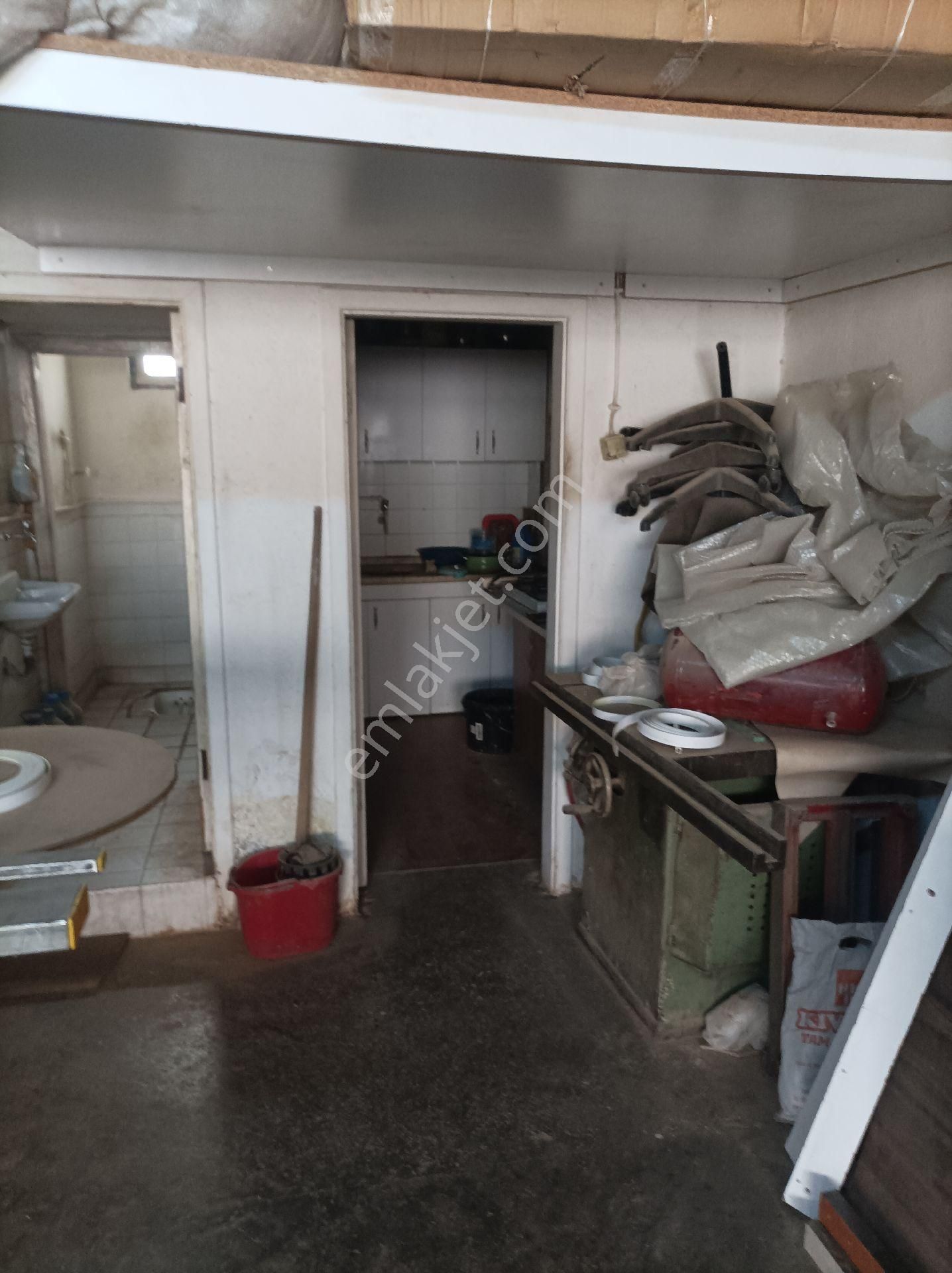 Mobilya İskelet Ve Döşeme Atölyesi - Görsel 13