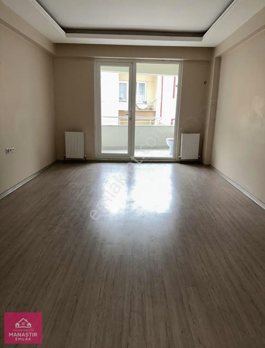 Manastır Emlak'tan Yeni Mahallede 3+1 Kiralık Daire..!