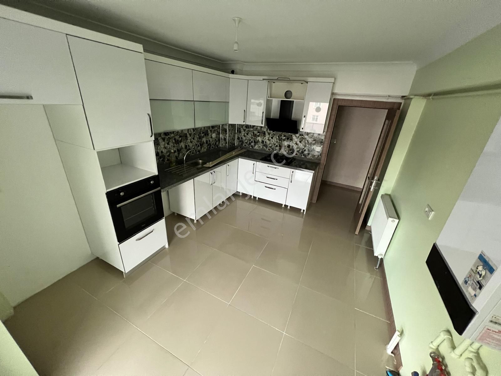 Emlak Danışmanım'dan Pınarbaşı Mah. 3+1 130m2 Güvenlikli Sitede Kiralık Daire - Görsel 27