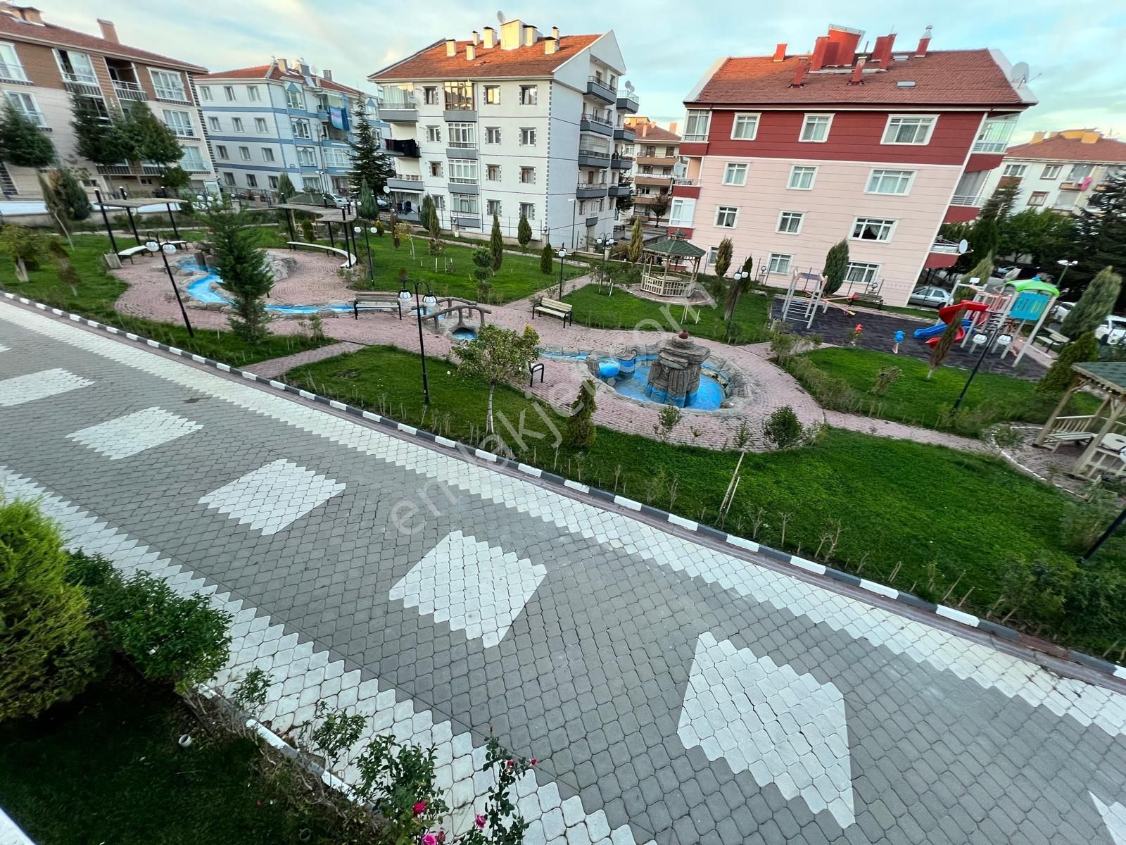 Emlak Danışmanım'dan Pınarbaşı Mah. 3+1 130m2 Güvenlikli Sitede Kiralık Daire - Görsel 28