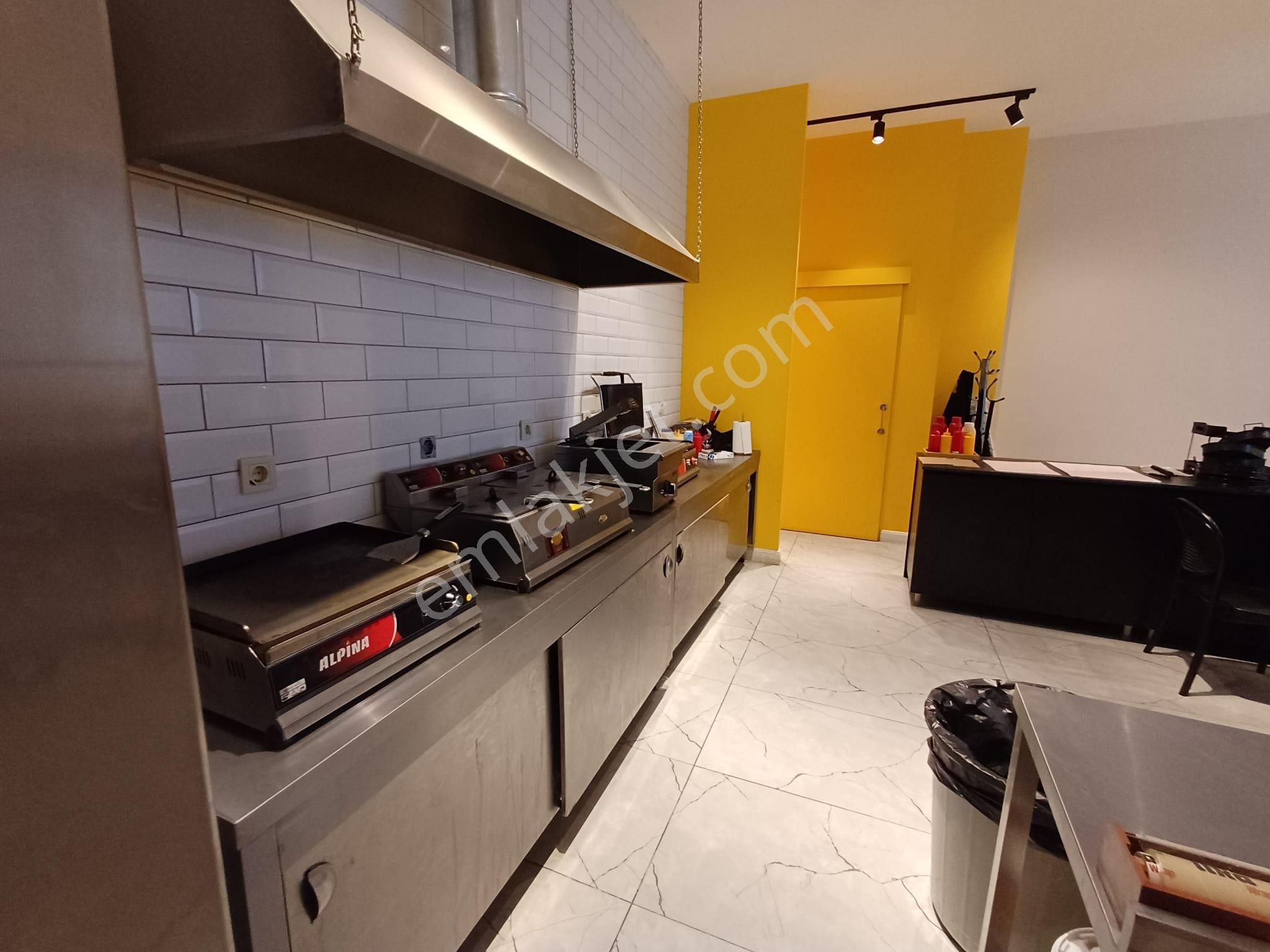 Çekmeköy Hastanesi Arkasında, Cadde Üzeri, Ön Kullanımlı Dükkan - Görsel 18