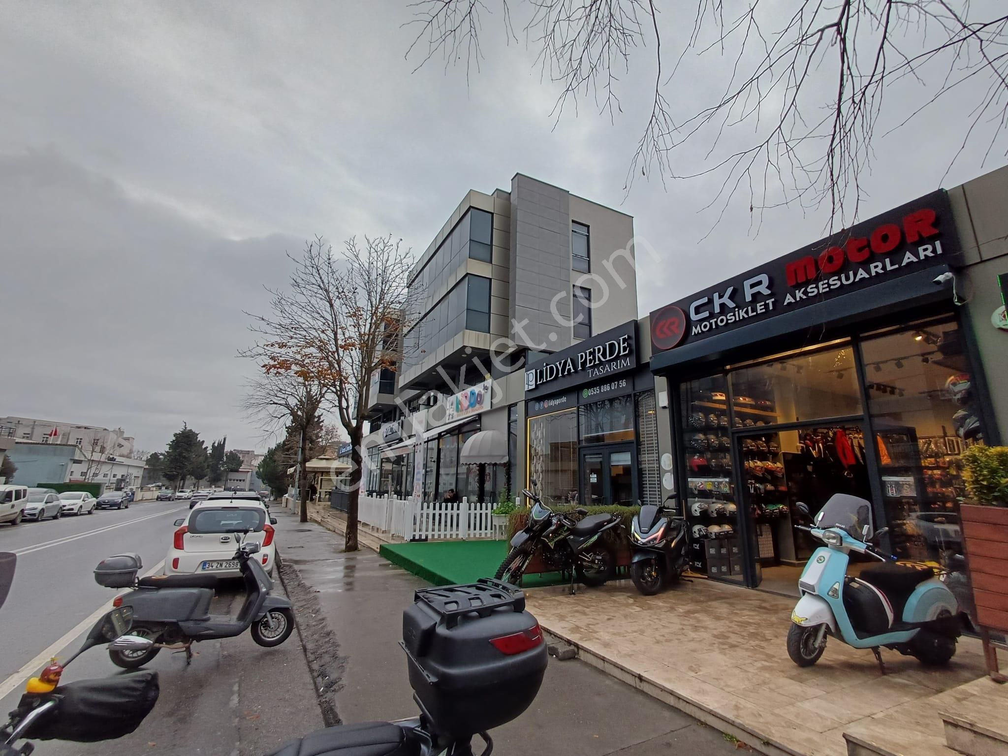 Çekmeköy Hastanesi Arkasında, Cadde Üzeri, Ön Kullanımlı Dükkan - Görsel 27