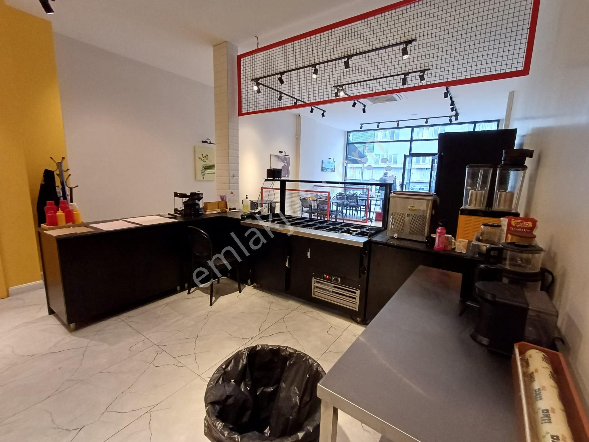 Çekmeköy Hastanesi Arkasında, Cadde Üzeri, Ön Kullanımlı Dükkan - Görsel 17