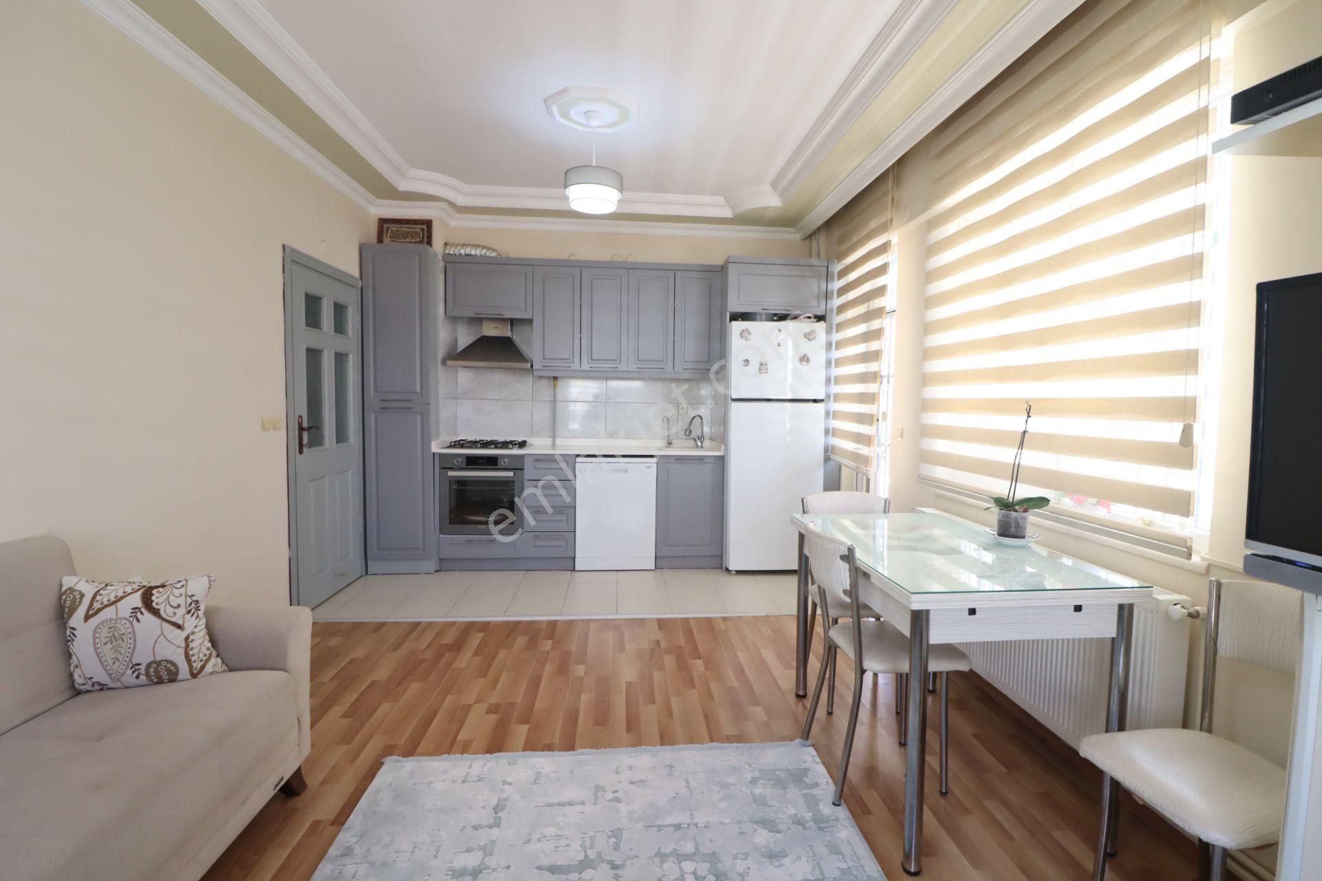 Türk Emlak'tan Uluç Mah.'nde Merkezi Konumda 2+1 Satılık Daire - Görsel 2