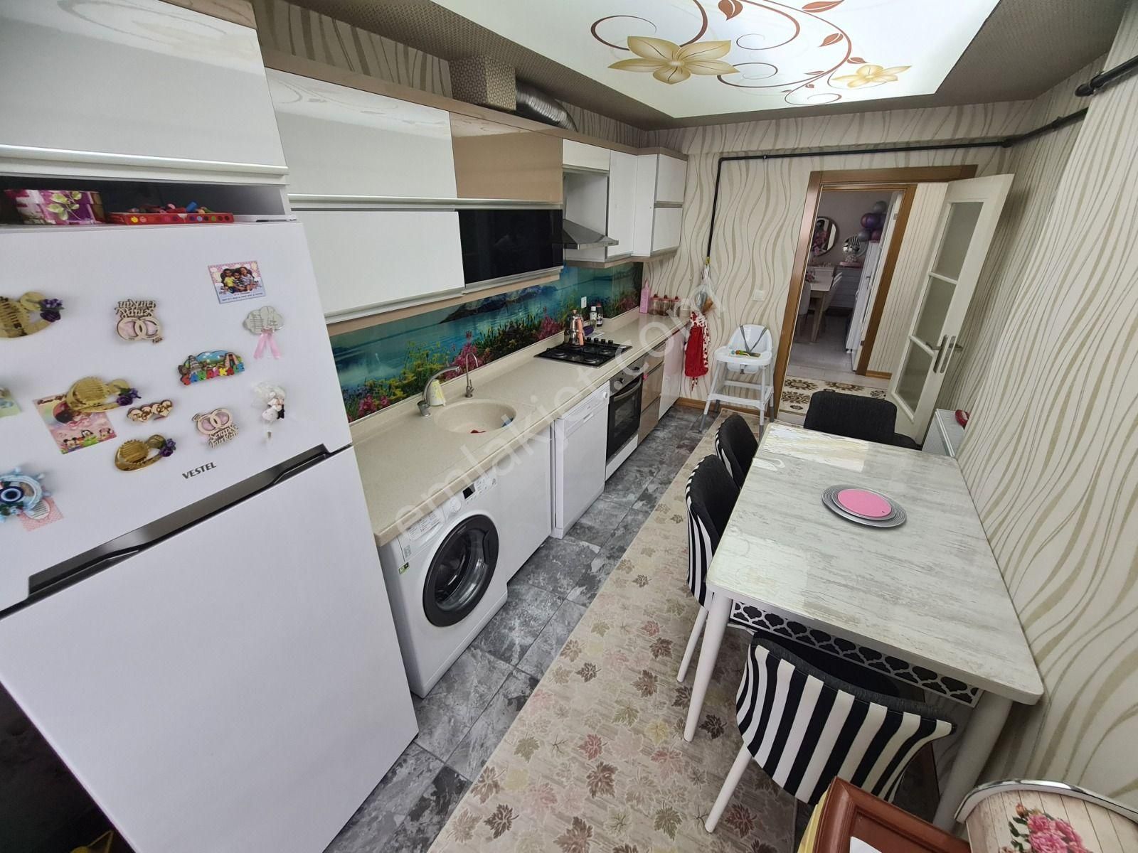 Sancaktepe Hayri Erişen İ.o Yanı Full Yapılı Kök Tapu 3+1 Daire - Görsel 8