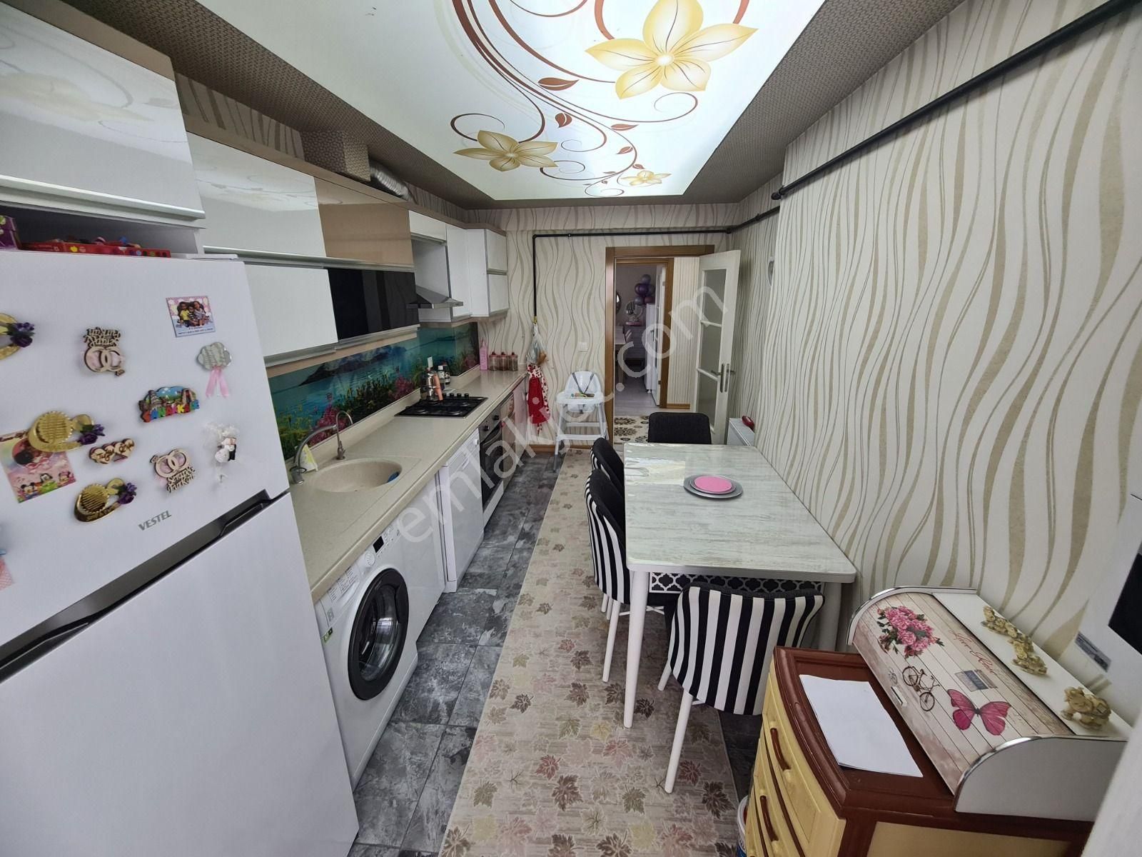 Sancaktepe Hayri Erişen İ.o Yanı Full Yapılı Kök Tapu 3+1 Daire - Görsel 4