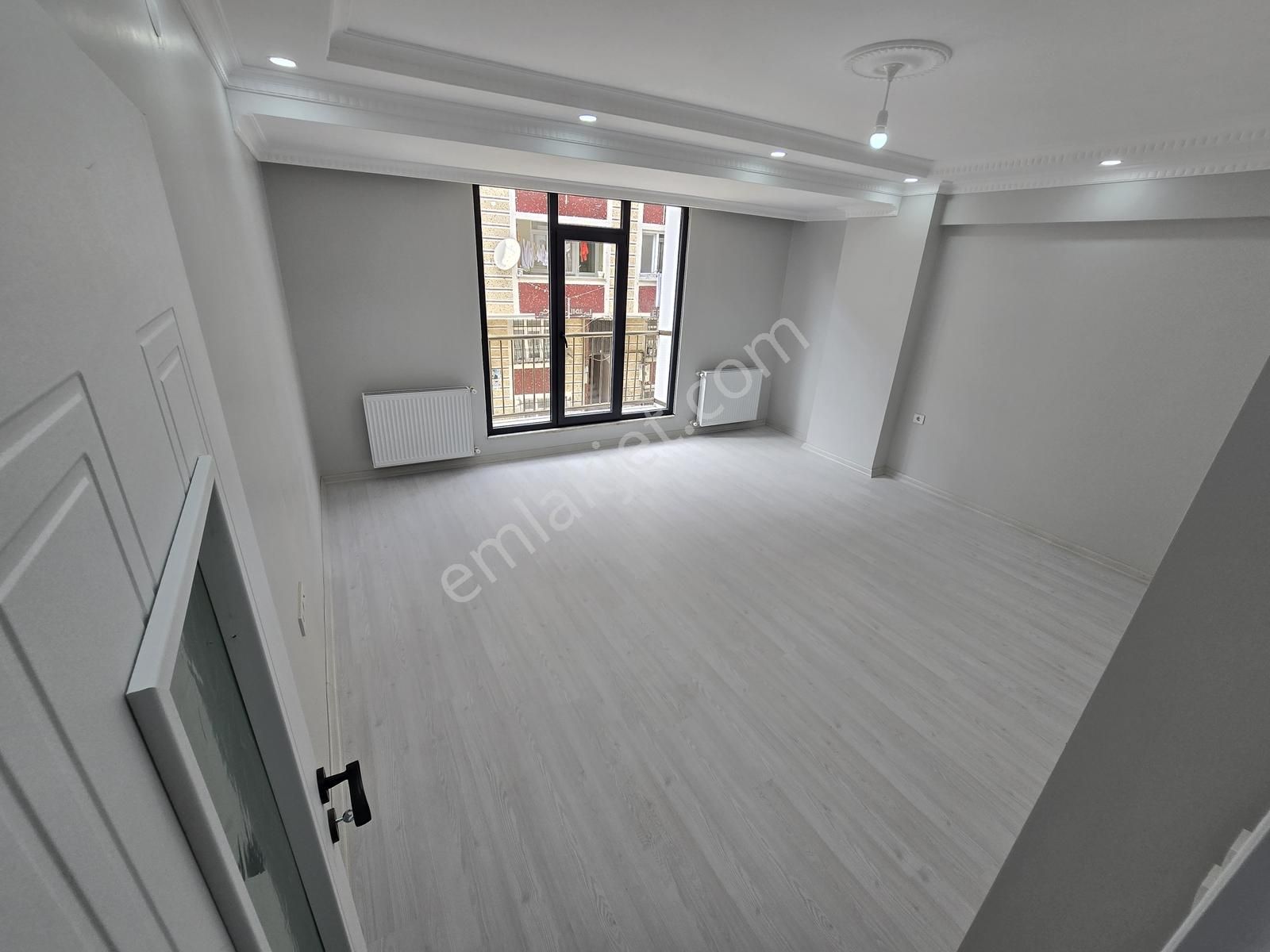 Pusula İnş.tan Esentepe Mah Cadeye Yakın 120m2 3+1 1kat Daire - Görsel 2