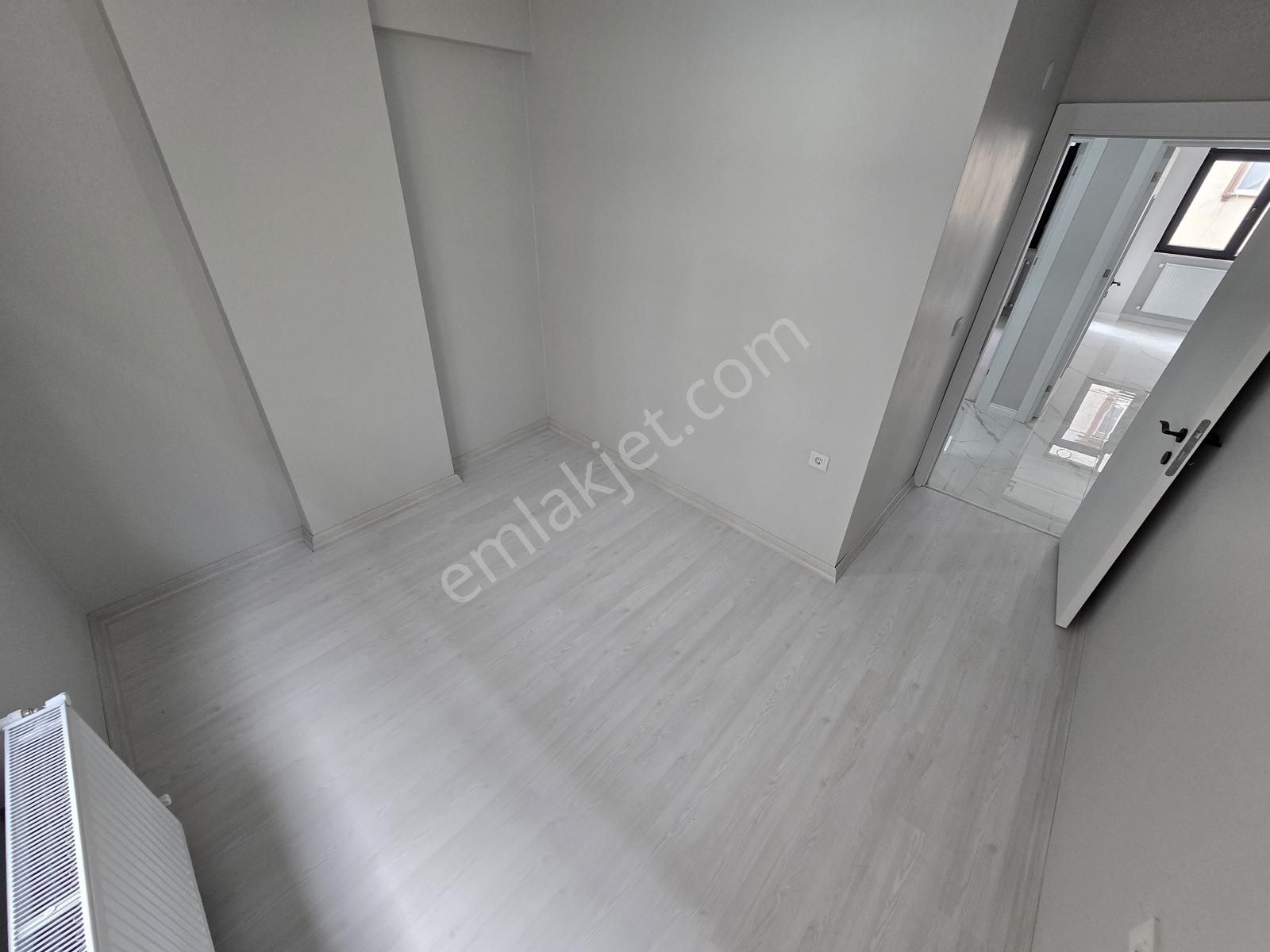 Pusula İnş.tan Esentepe Mah Cadeye Yakın 120m2 3+1 1kat Daire - Görsel 9