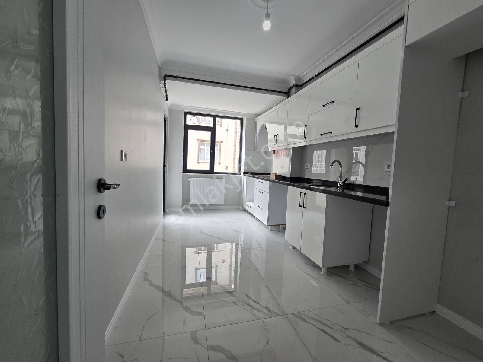 Pusula İnş.tan Esentepe Mah Cadeye Yakın 120m2 3+1 1kat Daire - Görsel 7