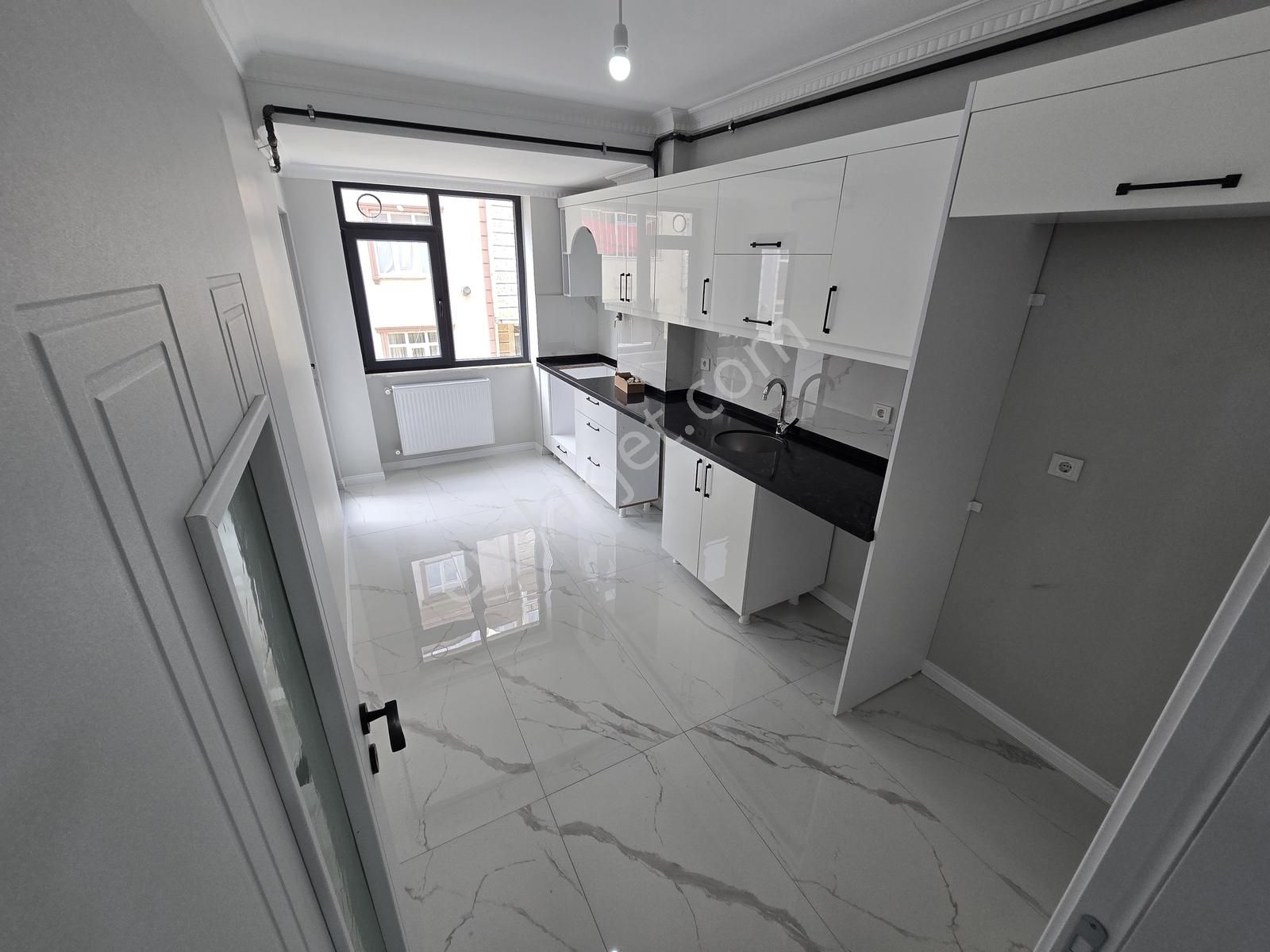 Pusula İnş.tan Esentepe Mah Cadeye Yakın 120m2 3+1 1kat Daire - Görsel 5