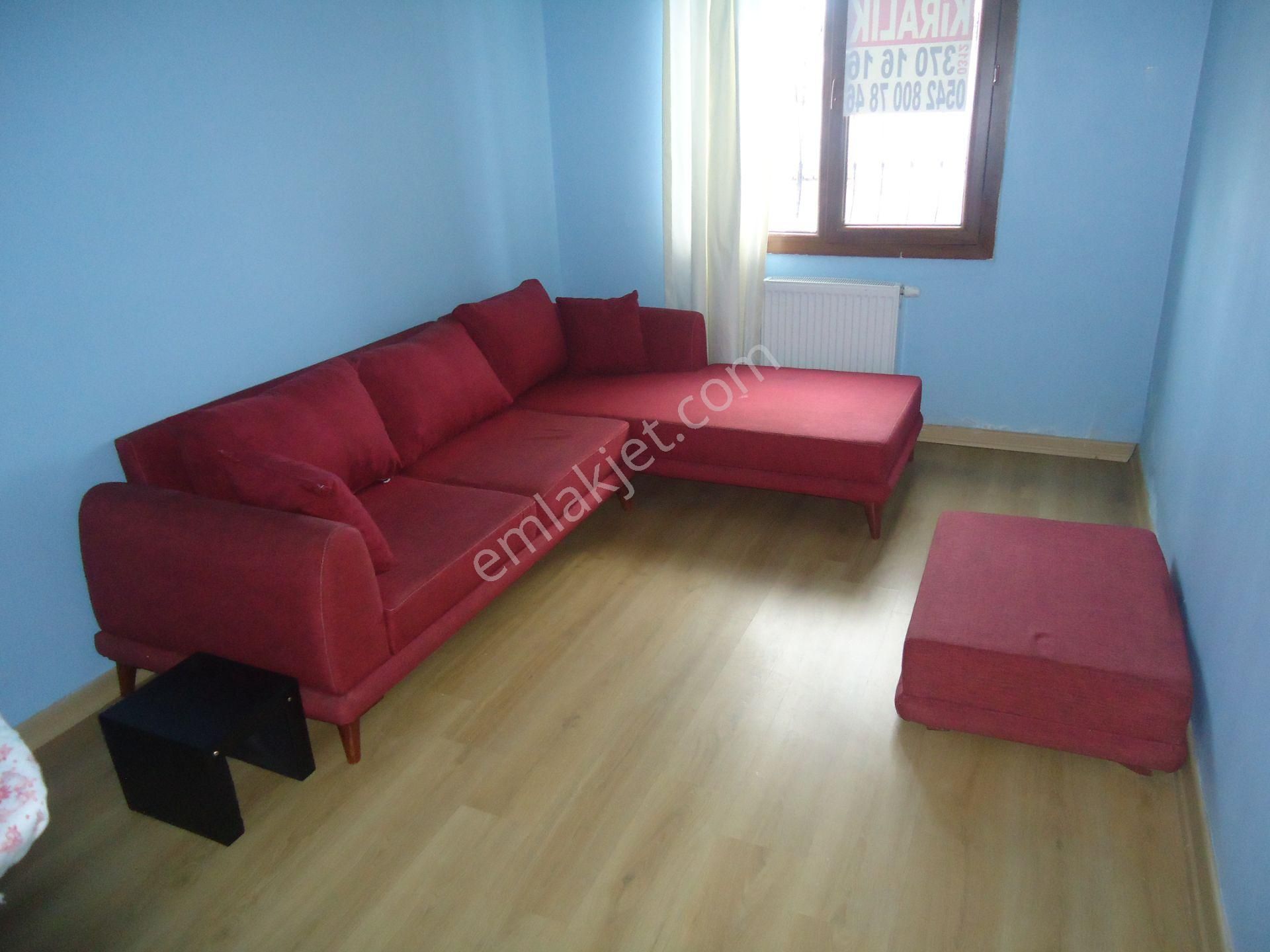 Krc'den Merkezi Konumda Eşyalı Kiralık 3+1 Daire - Görsel 15